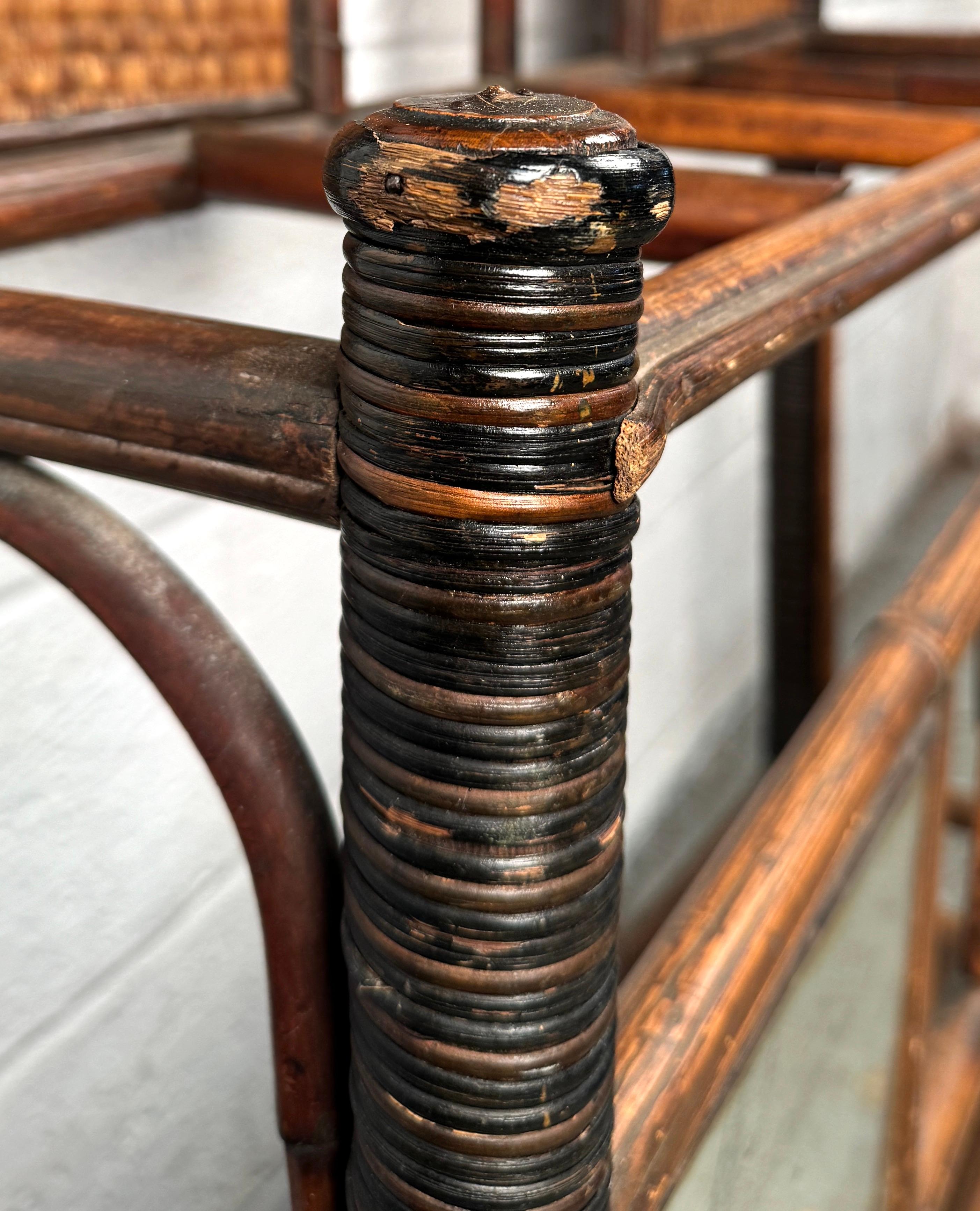 A. Hall vintage in bambù specchiato in vendita 4