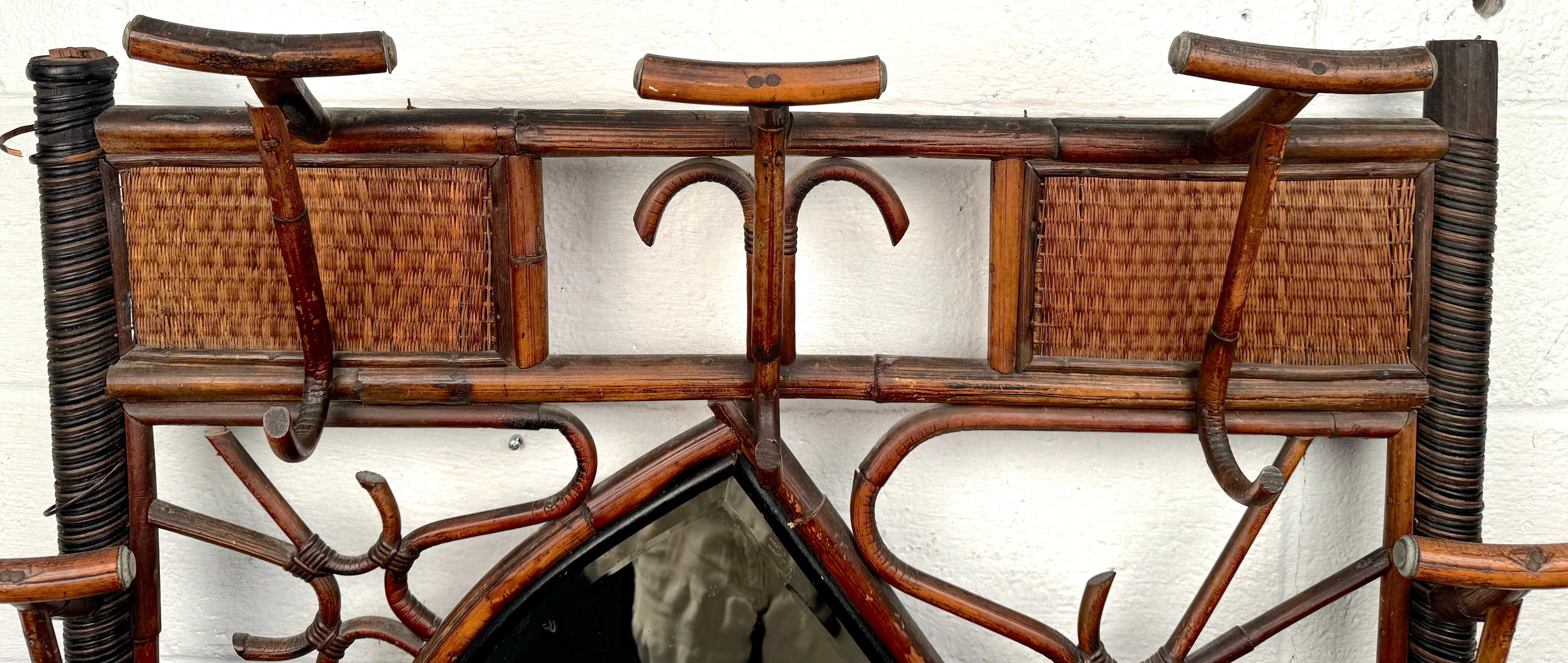 A. Hall vintage in bambù specchiato in vendita 12