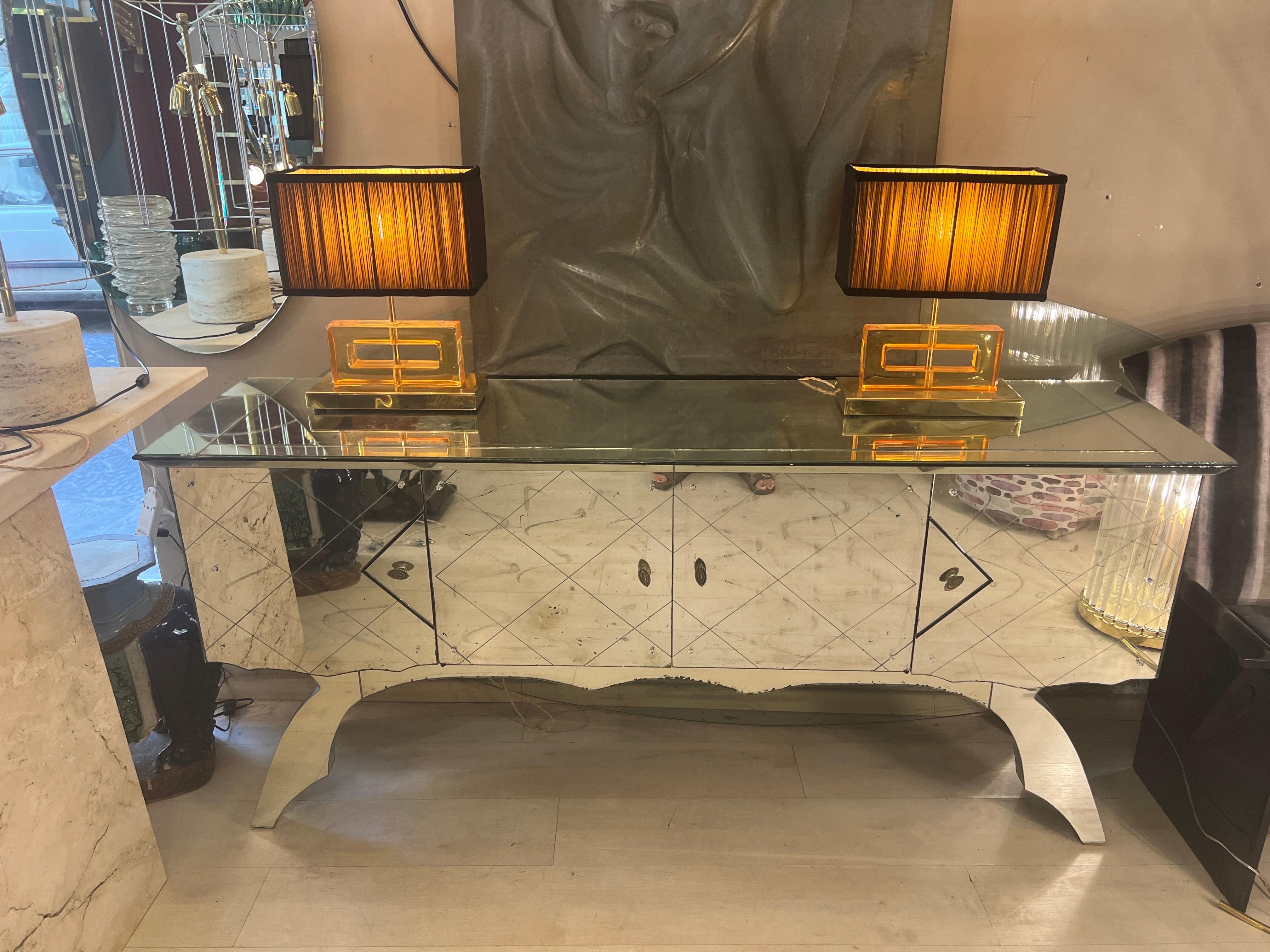Vintage Mirrored Credenza with 4 doors, 1950s In Good Condition In Florence, IT