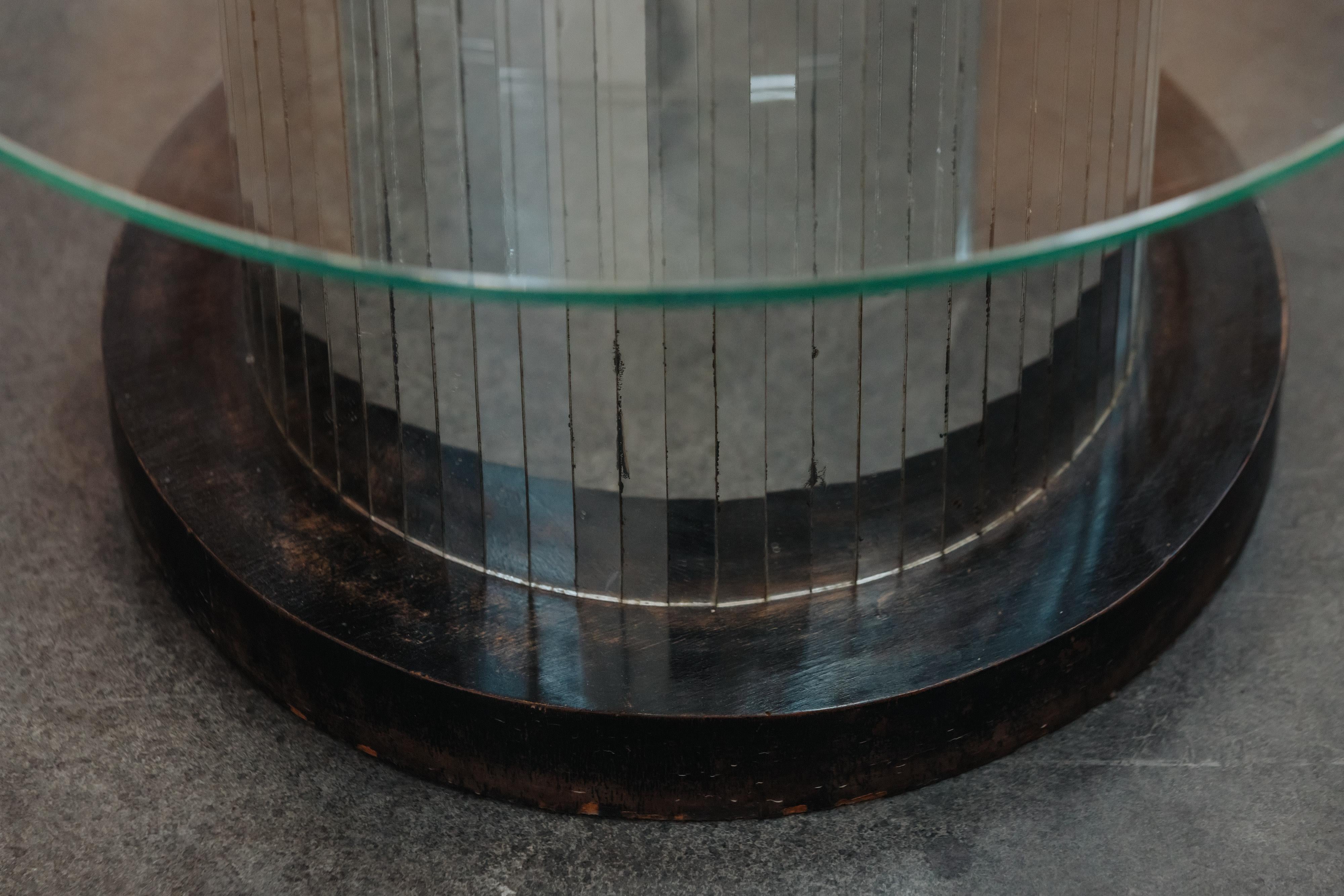 Vintage Mirrored Side Table From Italy, Circa 1970s For Sale 2