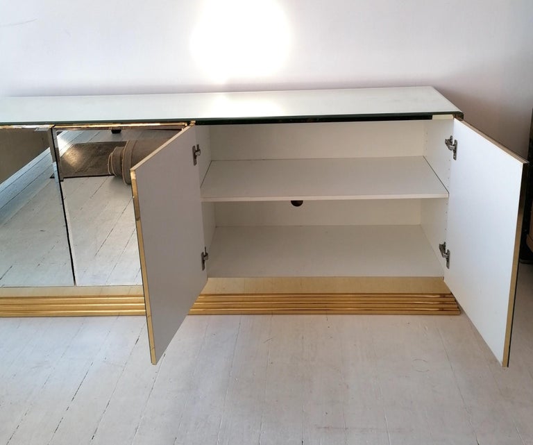 Vintage Mirrored Sideboard with Brass Base, by Ello Furniture USA, 1970s / 80s For Sale 7