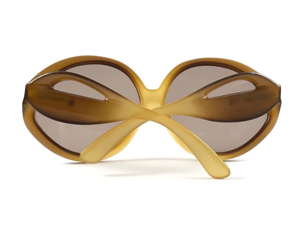 Miss Dior lunettes de soleil autrichiennes vintage à deux tons brun clair avec masque en ambre, années 70 en vente 5