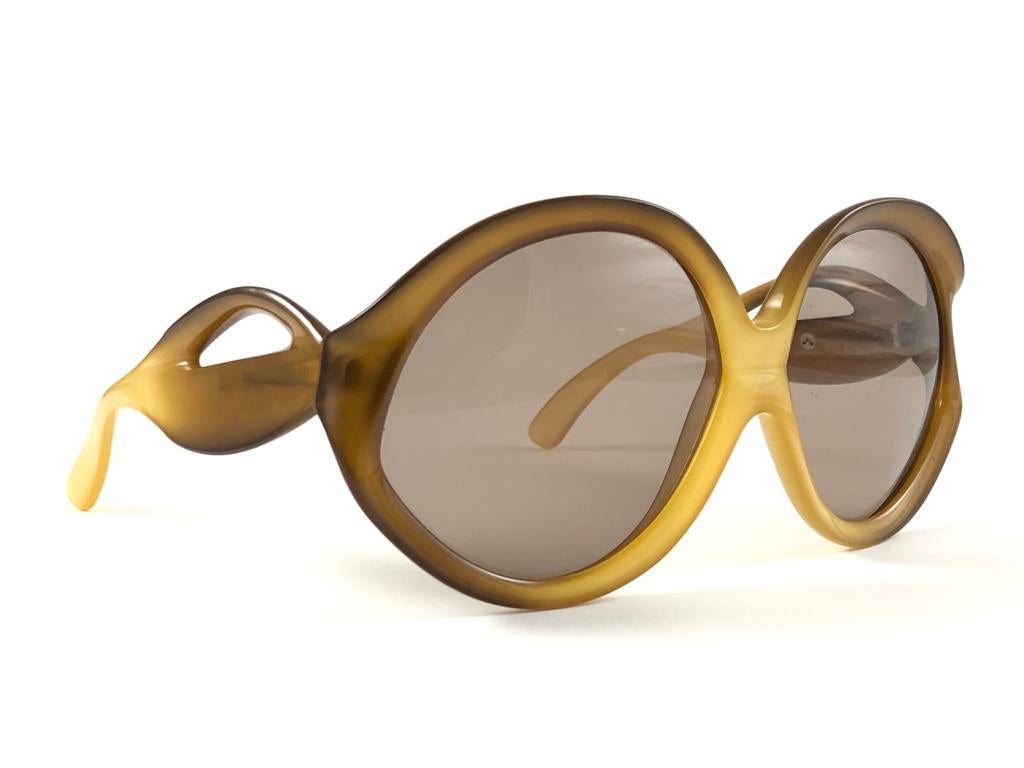 Miss Dior lunettes de soleil autrichiennes vintage à deux tons brun clair avec masque en ambre, années 70 Excellent état - En vente à Baleares, Baleares