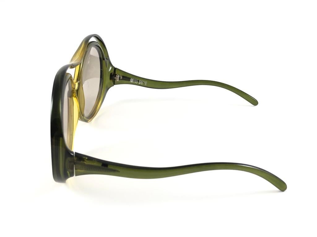 Women's or Men's Vintage Miss Dior Two Tone Green Mask Light Green Lenses 70'S Austria Sunglasses For Sale