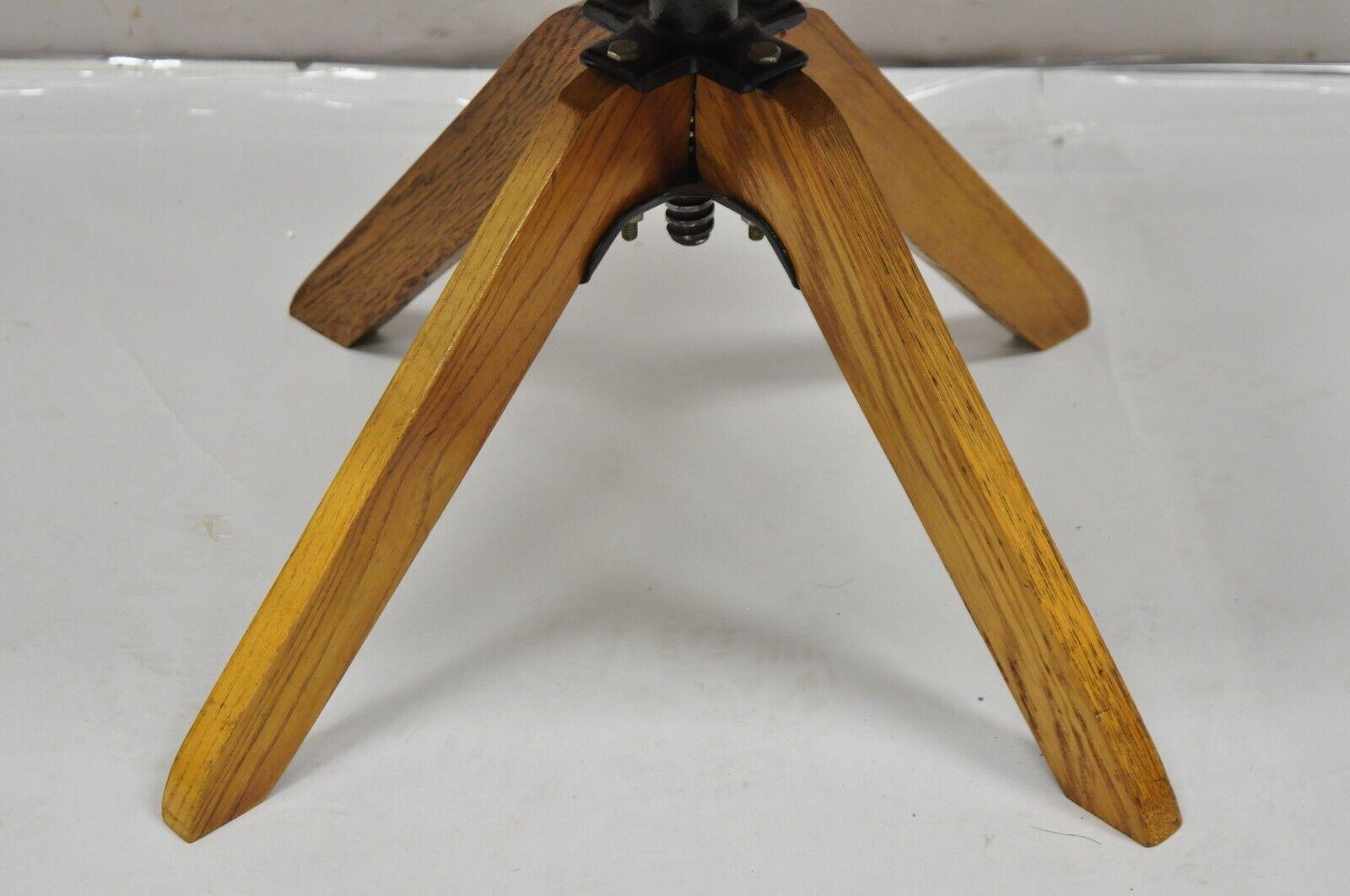 20th Century Vintage Mission Arts & Crafts Oak Wood Child’s School Desk Chair For Sale