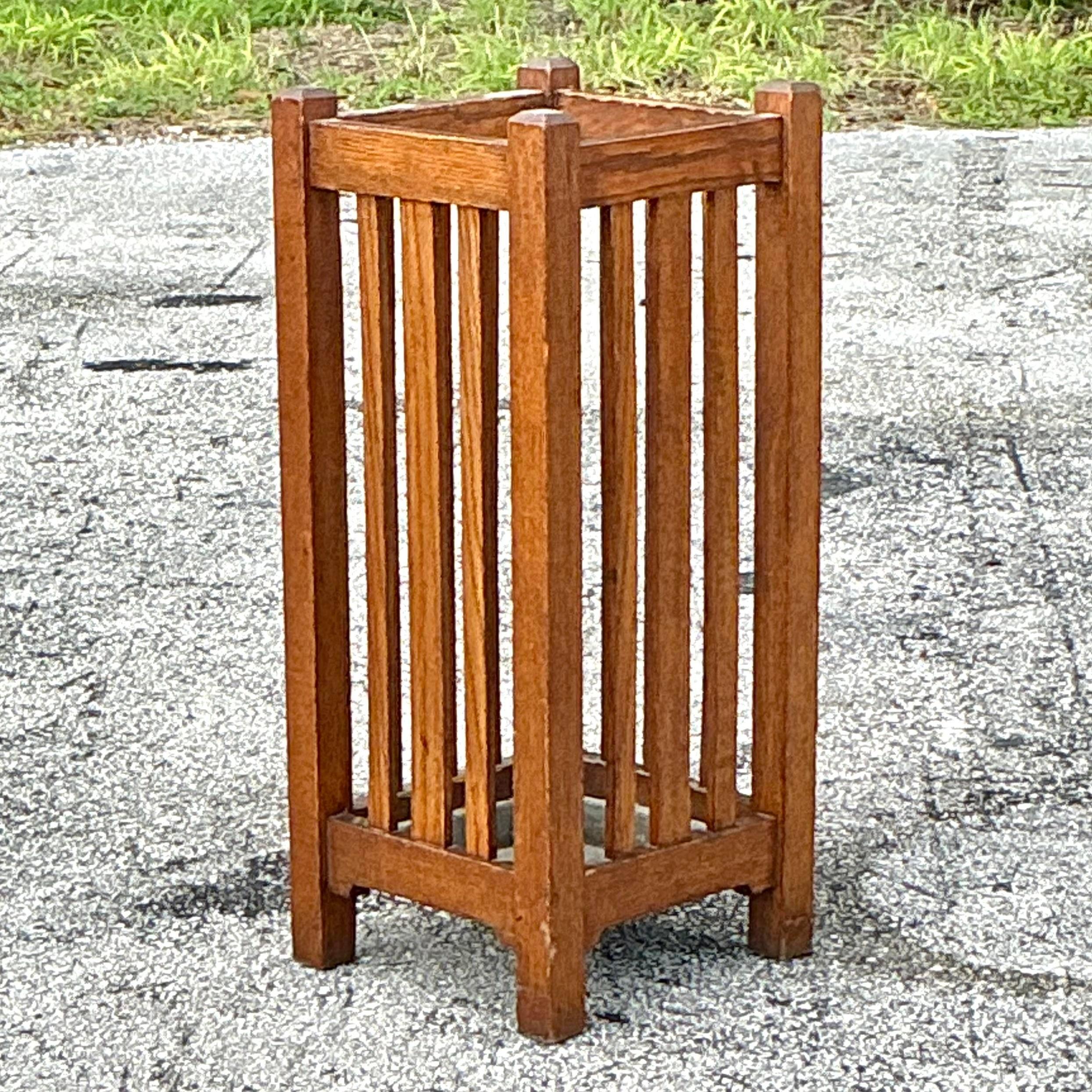 Vintage Mission Style Oak Umbrella Stand (Missionsstil)