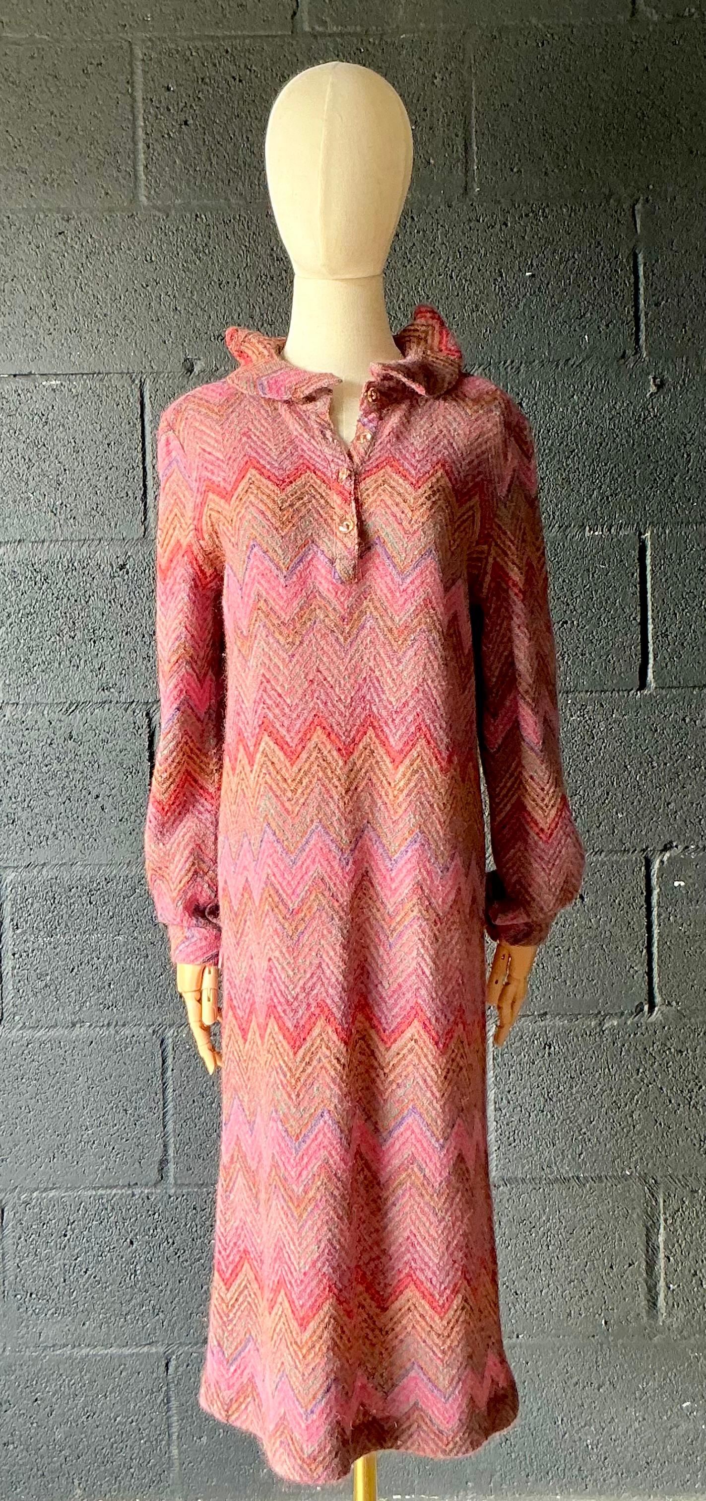 Vestido vintage de punto Missoni en venta 4