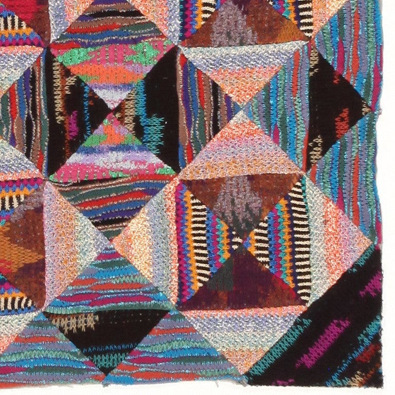Scandinavian Modern Vintage Missoni Textile. Size: 2 ft x 2 ft (0.61 m x 0.61 m)