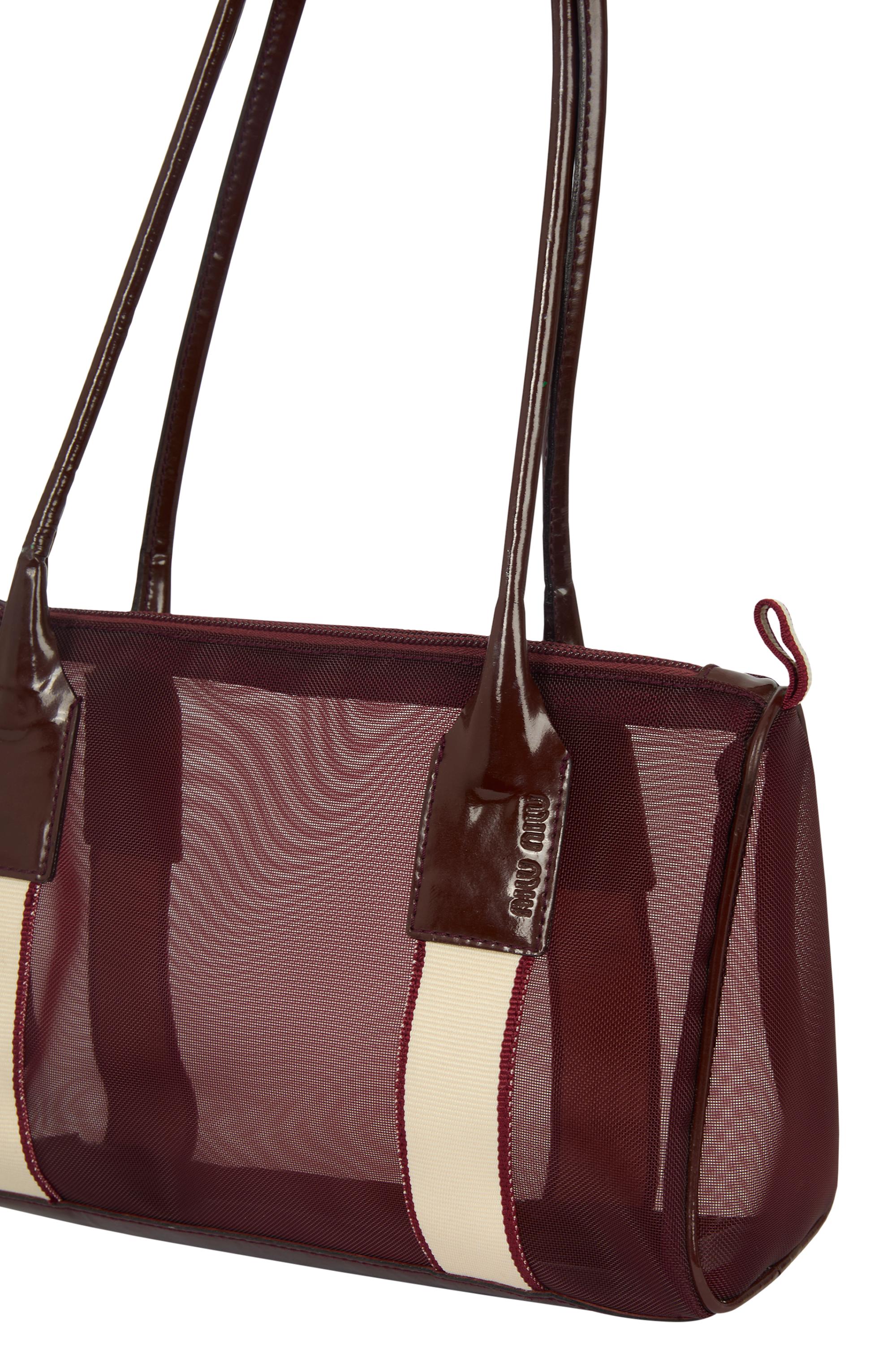 Vintage Miu Miu S/S 1999 Burgundy & Cream Mesh Shoulder Bag Excellent état - En vente à London, GB