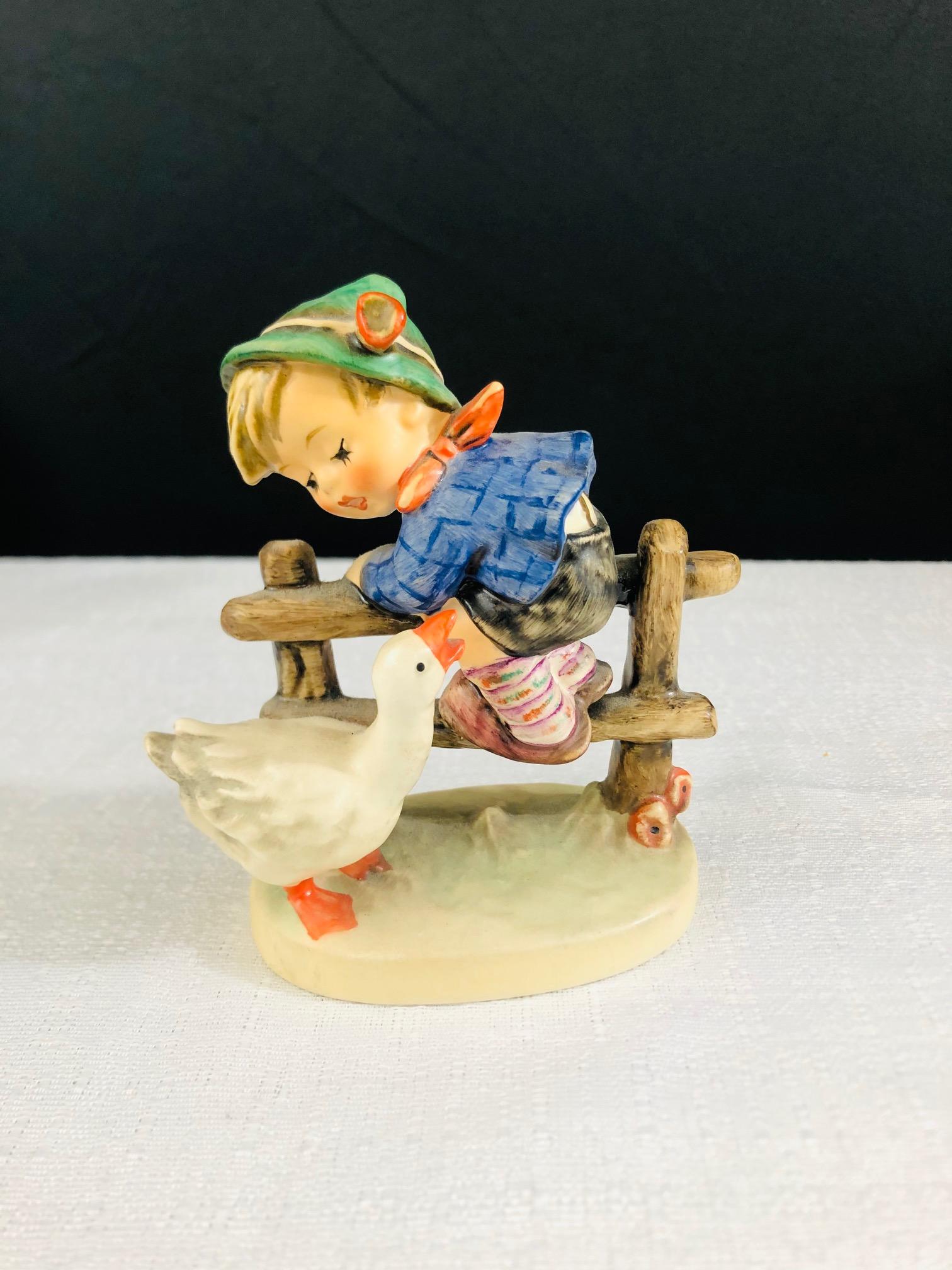 Vintage M I Hummel Goebel Original Figurines, Set of 7 In Good Condition In Plainview, NY
