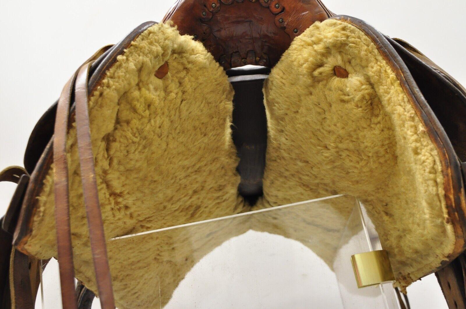 Vintage ML Leddy's Brown Tooled Leather Western Show Horse Saddle at