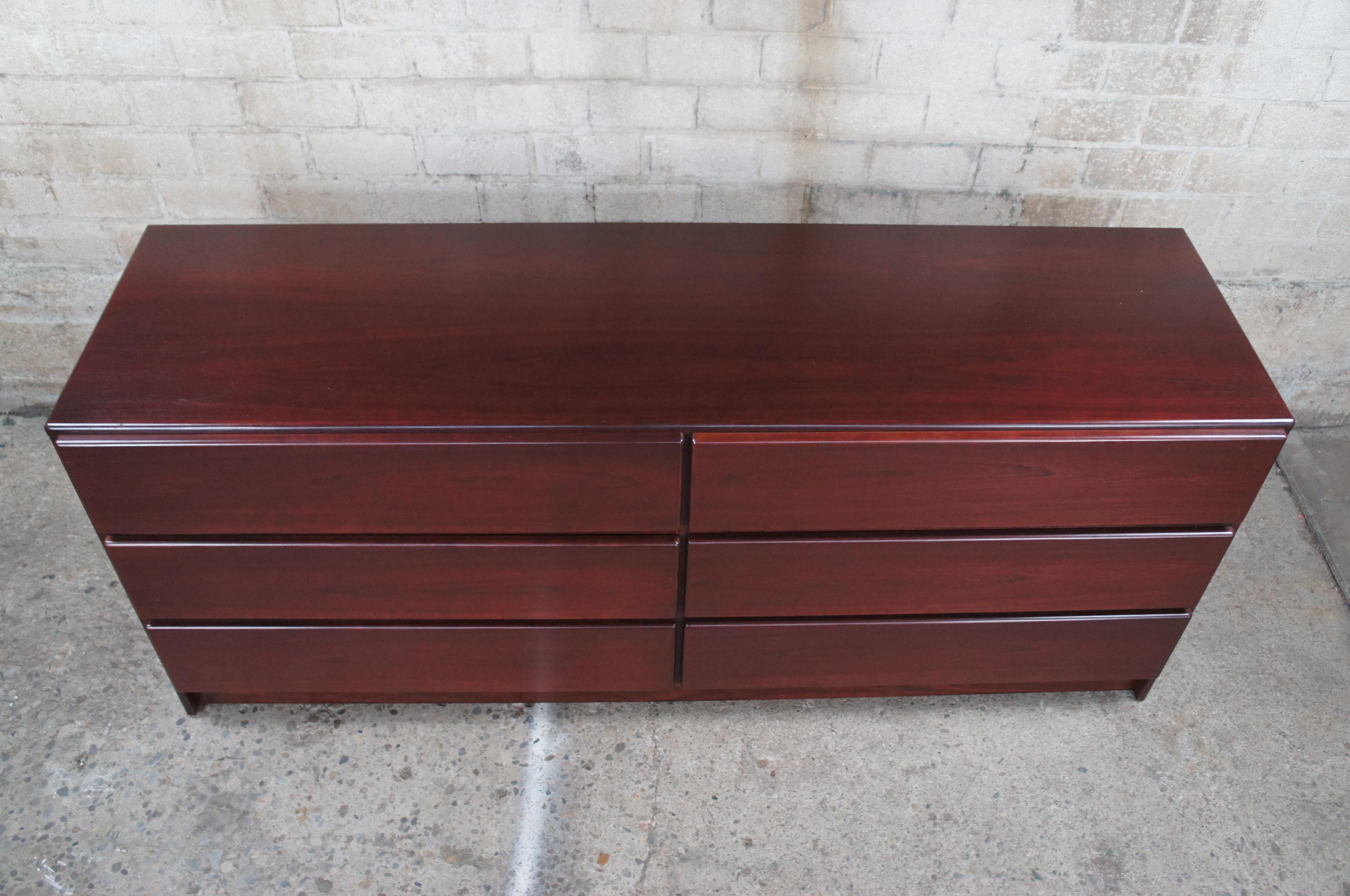 Vintage Mobican Rosewood Danish Mid-Century Modern Style Double Dresser + Mirror In Good Condition For Sale In Dayton, OH