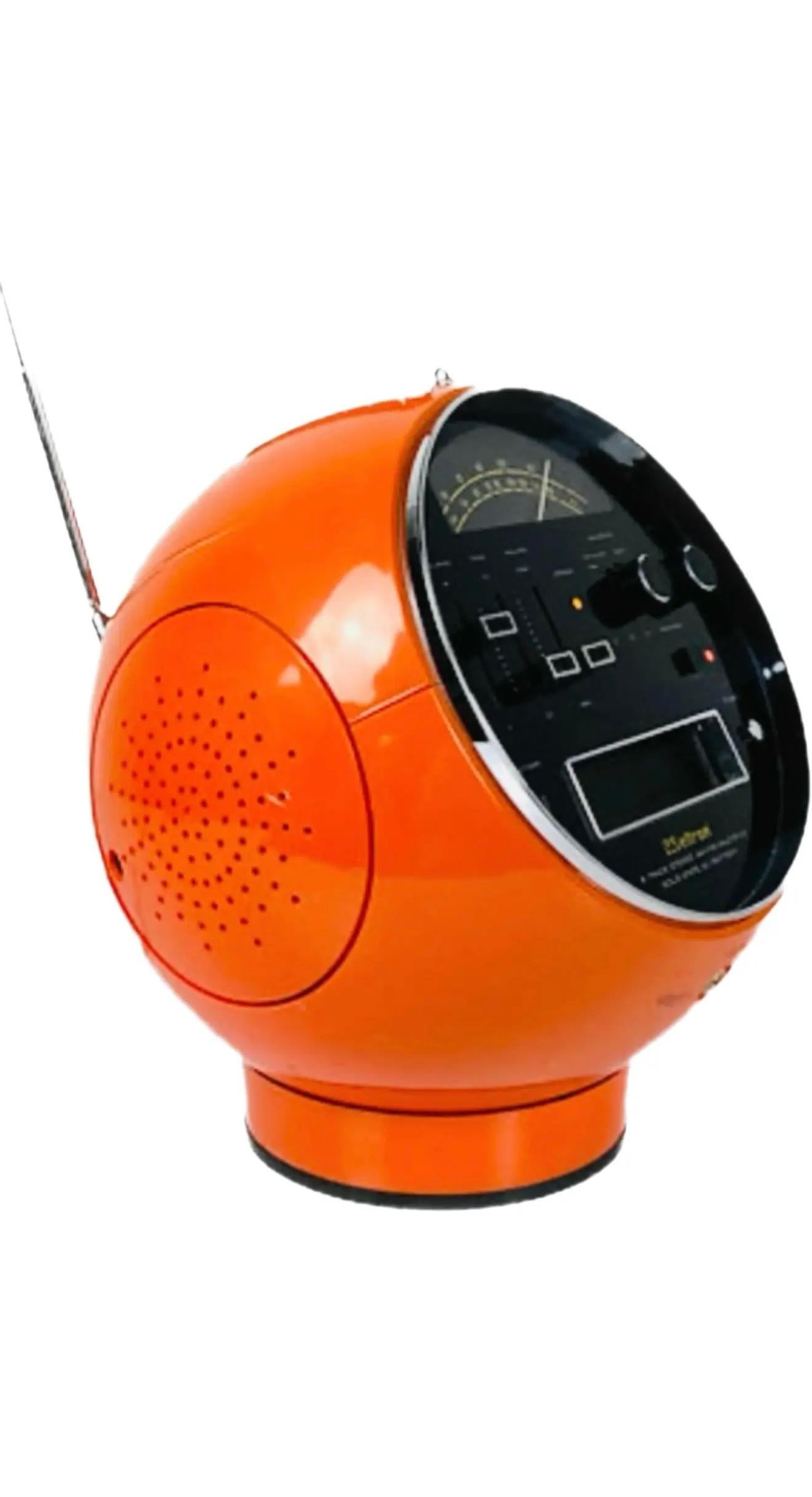 Américain Radio & 8 Track Iconic Space Age Ball Stereo P modèle 2001 Orange Weltron en vente
