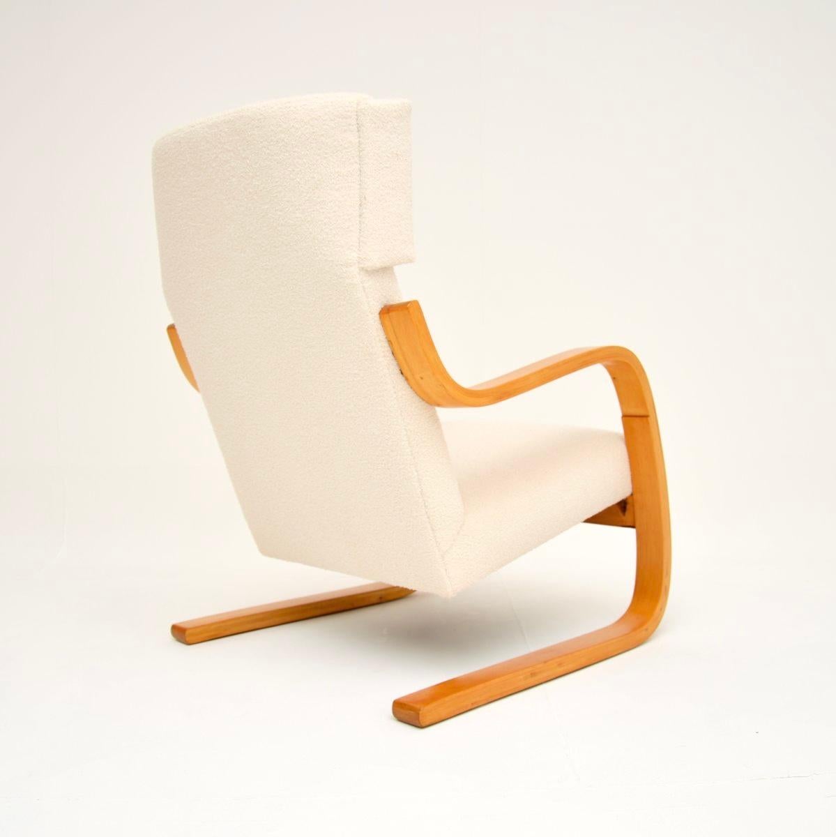 Vintage Model 401 Armchair by Alvar Aalto In Good Condition For Sale In London, GB