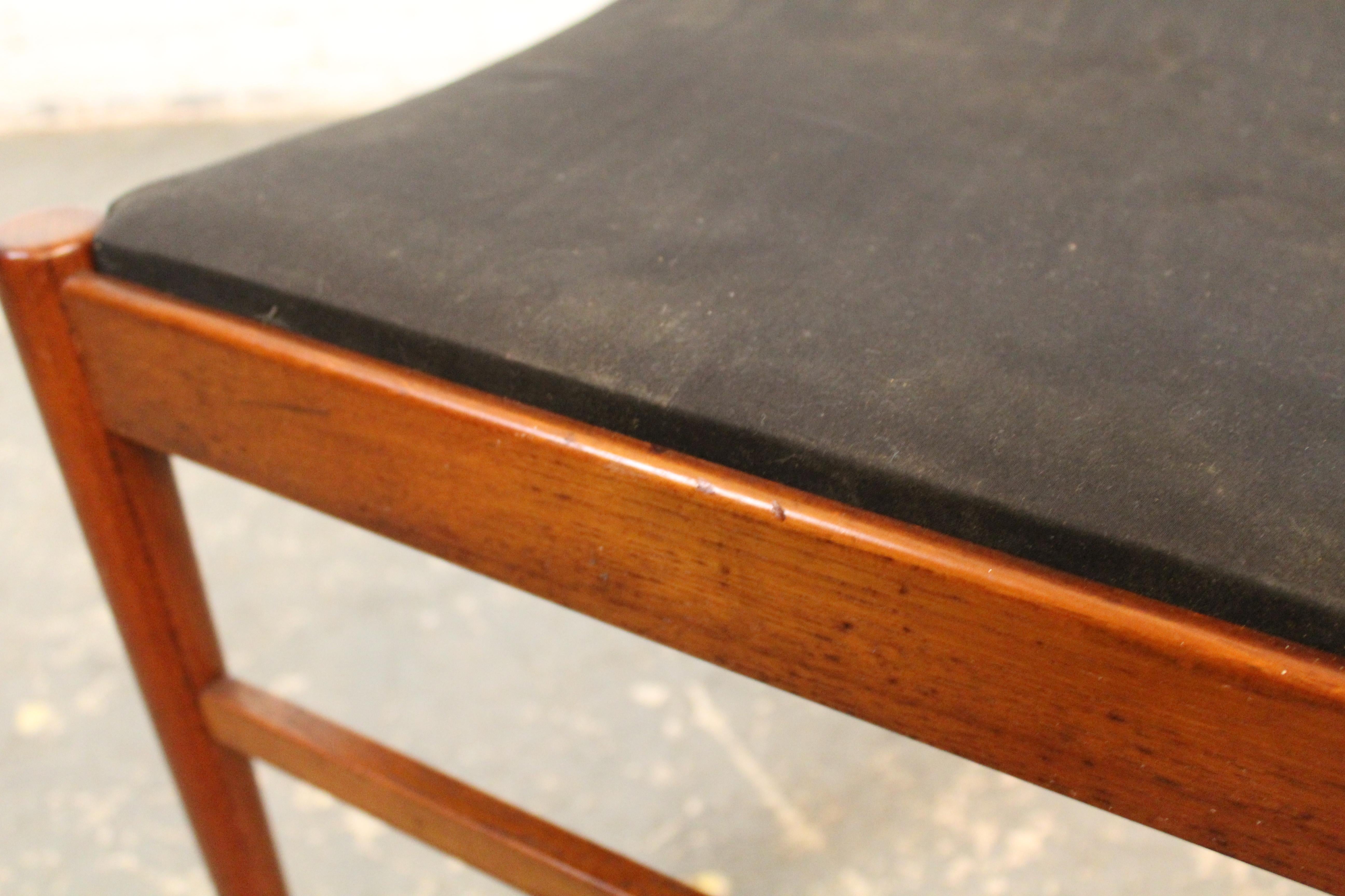 Chaise vintage Modèle 422 d'Arne Vodder pour Sibast Denmark en vente 4