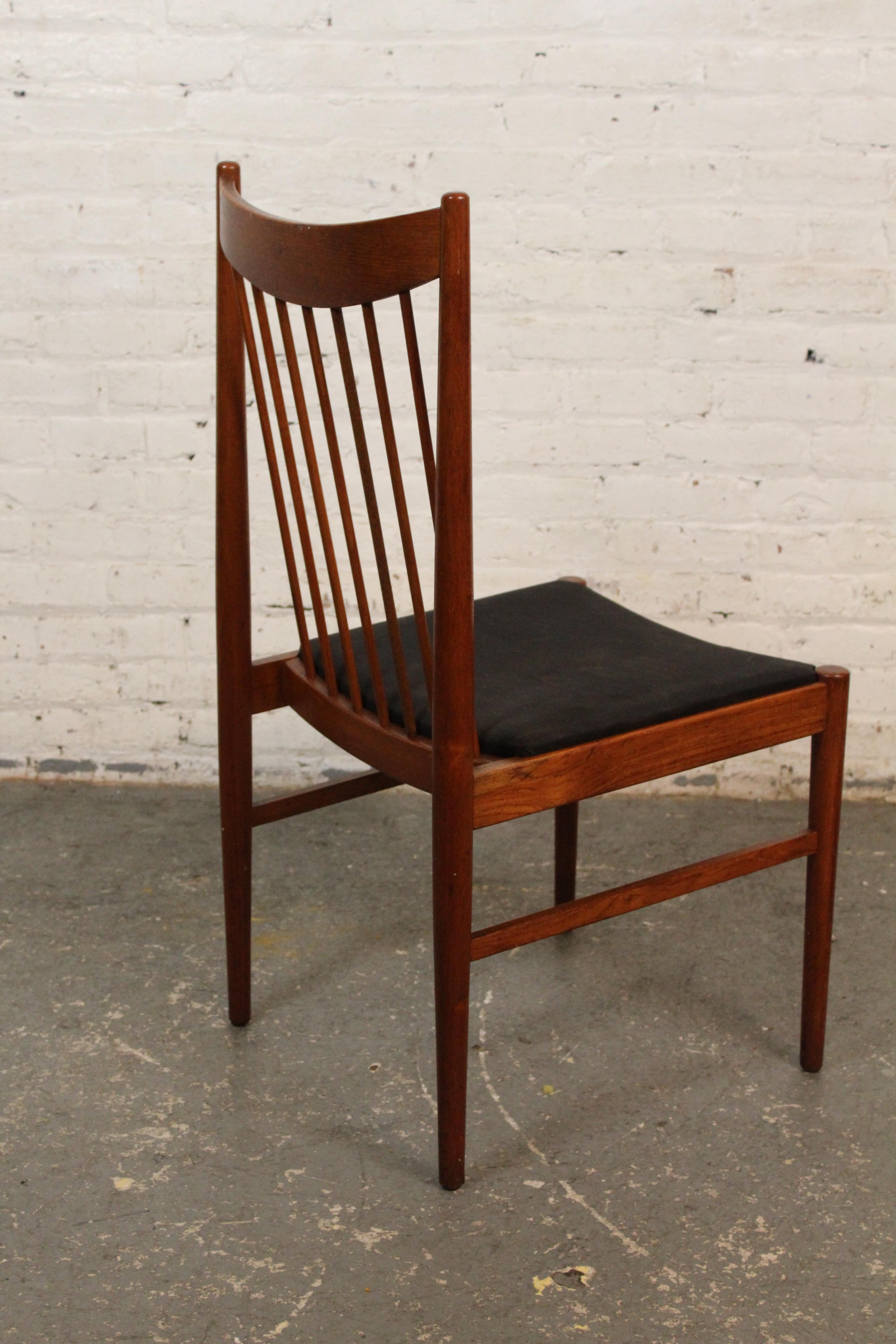 Tourné Chaise vintage Modèle 422 d'Arne Vodder pour Sibast Denmark en vente