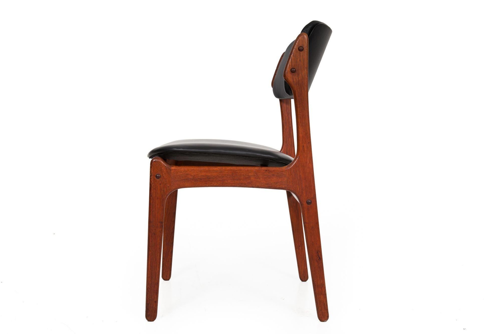 Mid-Century Modern Vintage Model 49 Teak and Black Leather Side Chair by Erik Buch For Sale