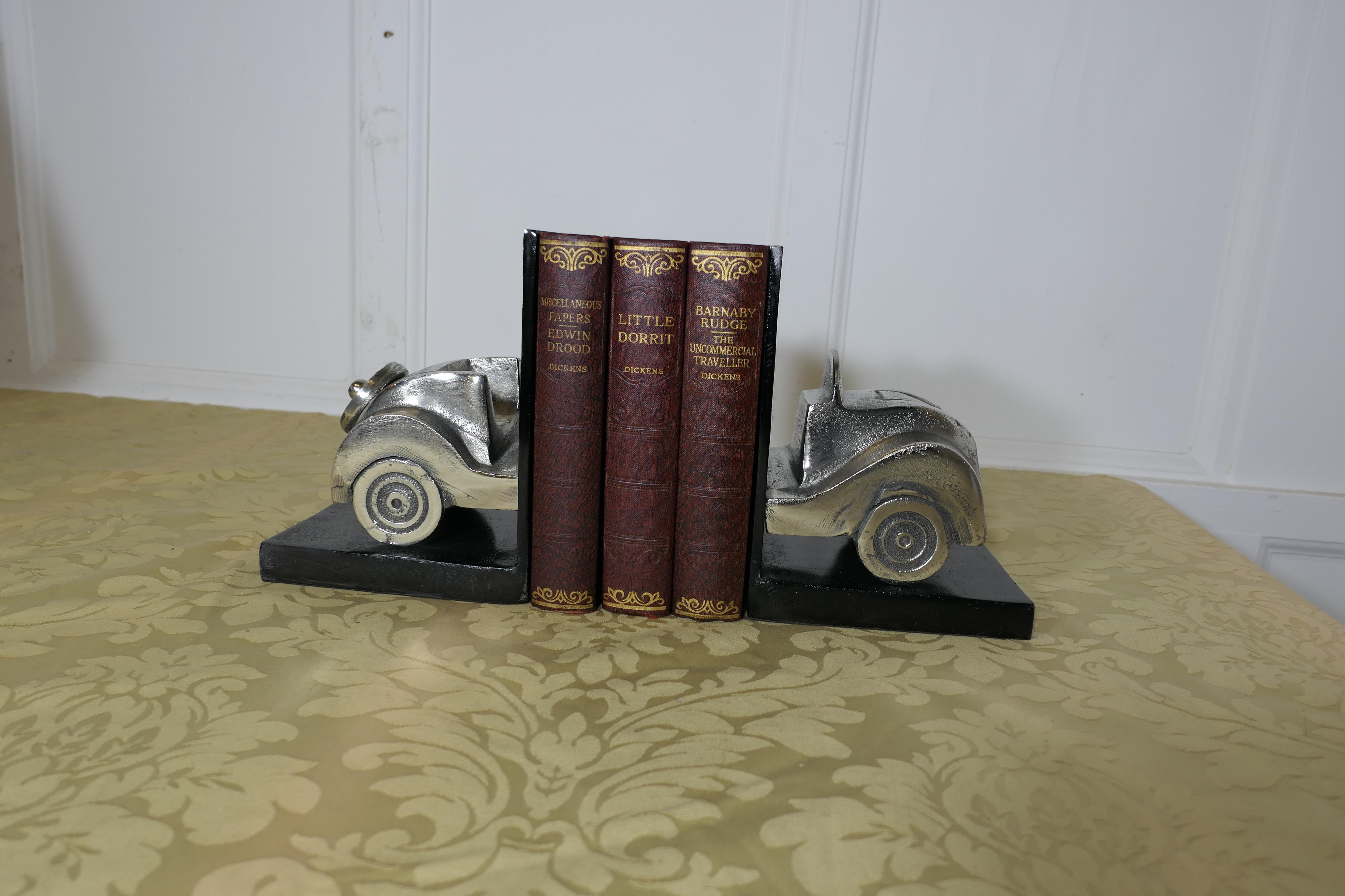 Fine XX secolo Fermalibri per modellini di auto d'epoca in vendita