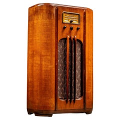 Vintage Model F-66 Console Radio by General Electric