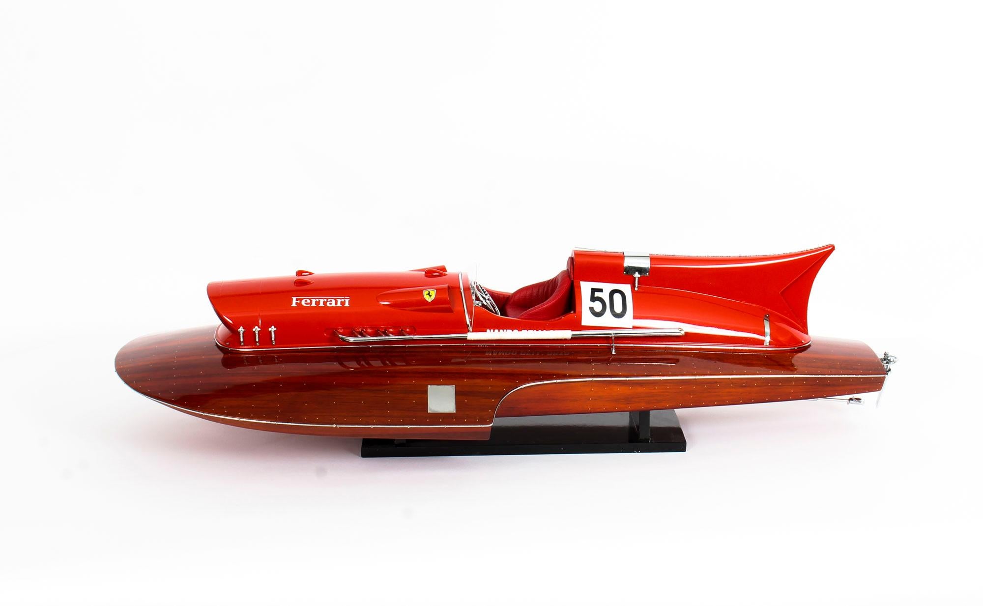 Modèle vintage d'un hydroplane Ferrari, 1954, 50 cm en vente 11