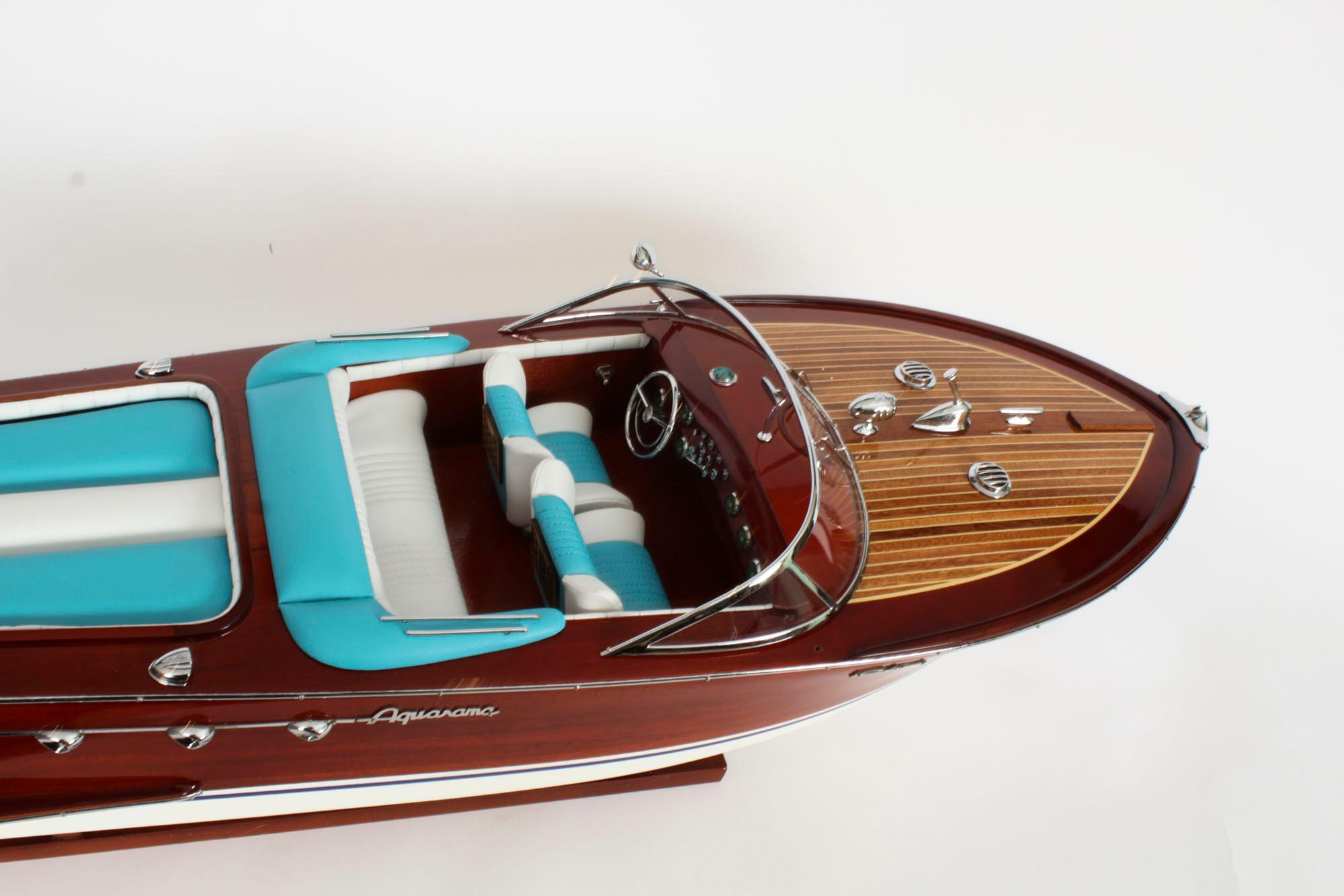 Mahogany Vintage model of a Riva Aquarama Limited Edition. speedboat 3ft 20th Century