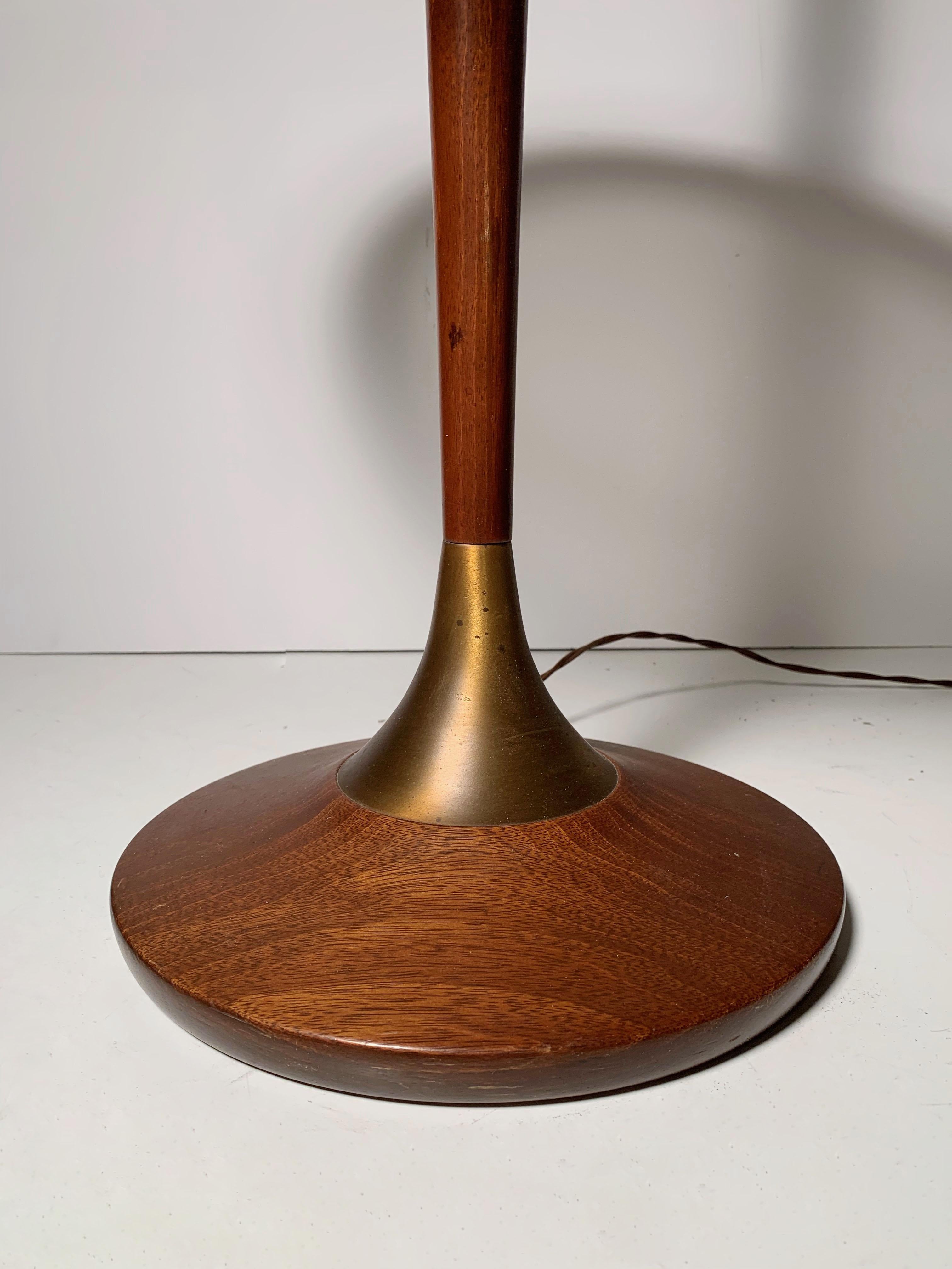 American Vintage Modeline Wood Floor Lamp For Sale