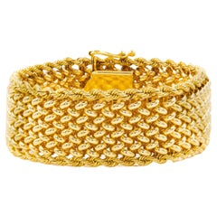 Vintage Modern 14 Karat Yellow Gold Woven Mesh Bracelet Wearable Length