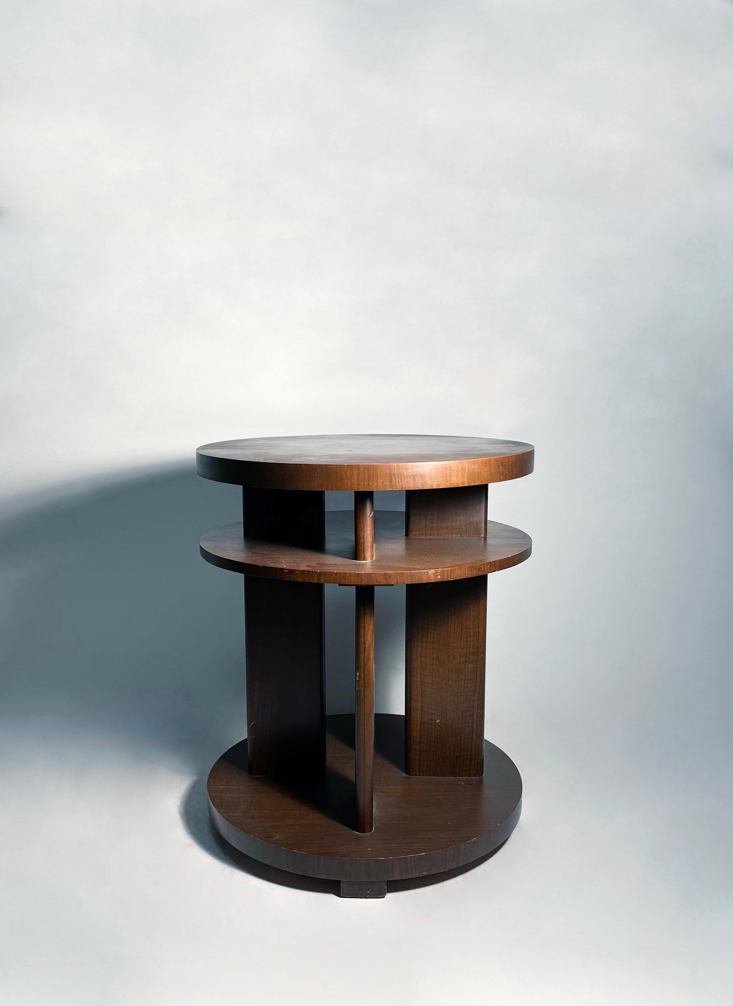 Américain Table d'appoint Art déco vintage et moderne en vente