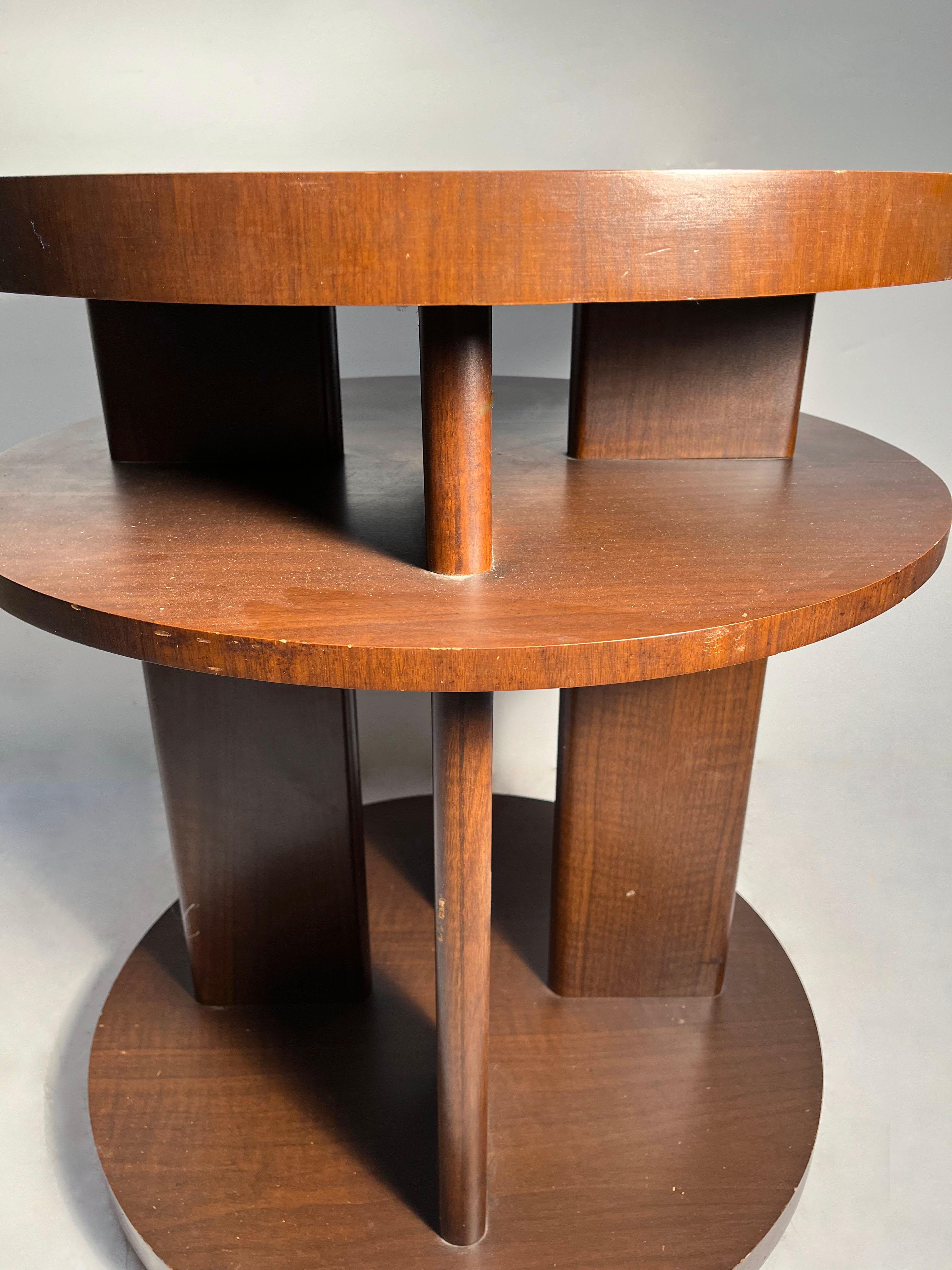 20ième siècle Table d'appoint Art déco vintage et moderne en vente