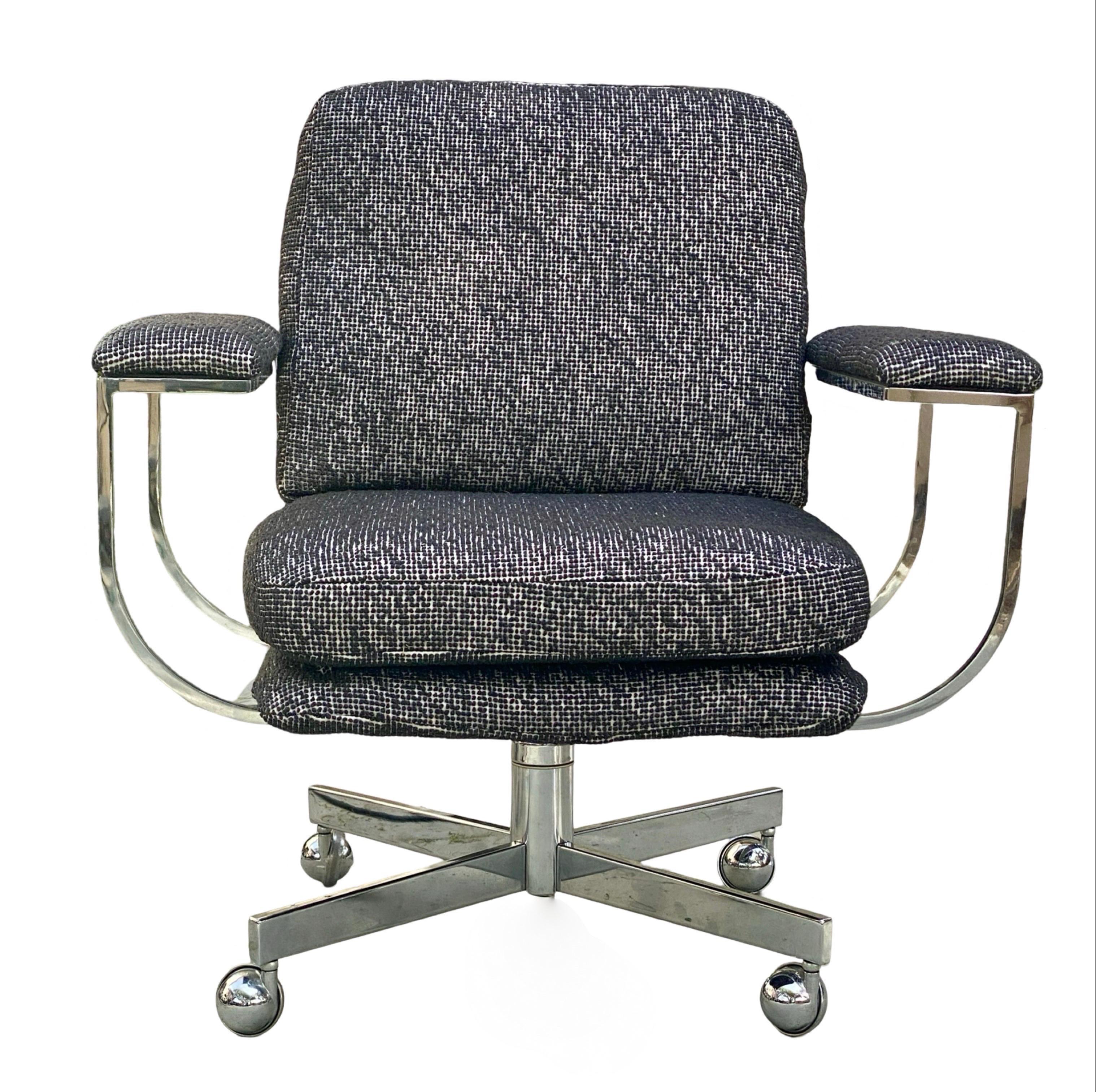 Vintage Modern Arthur Elrod Adjustable Desk Chair in Black White Italian Fabric For Sale 2