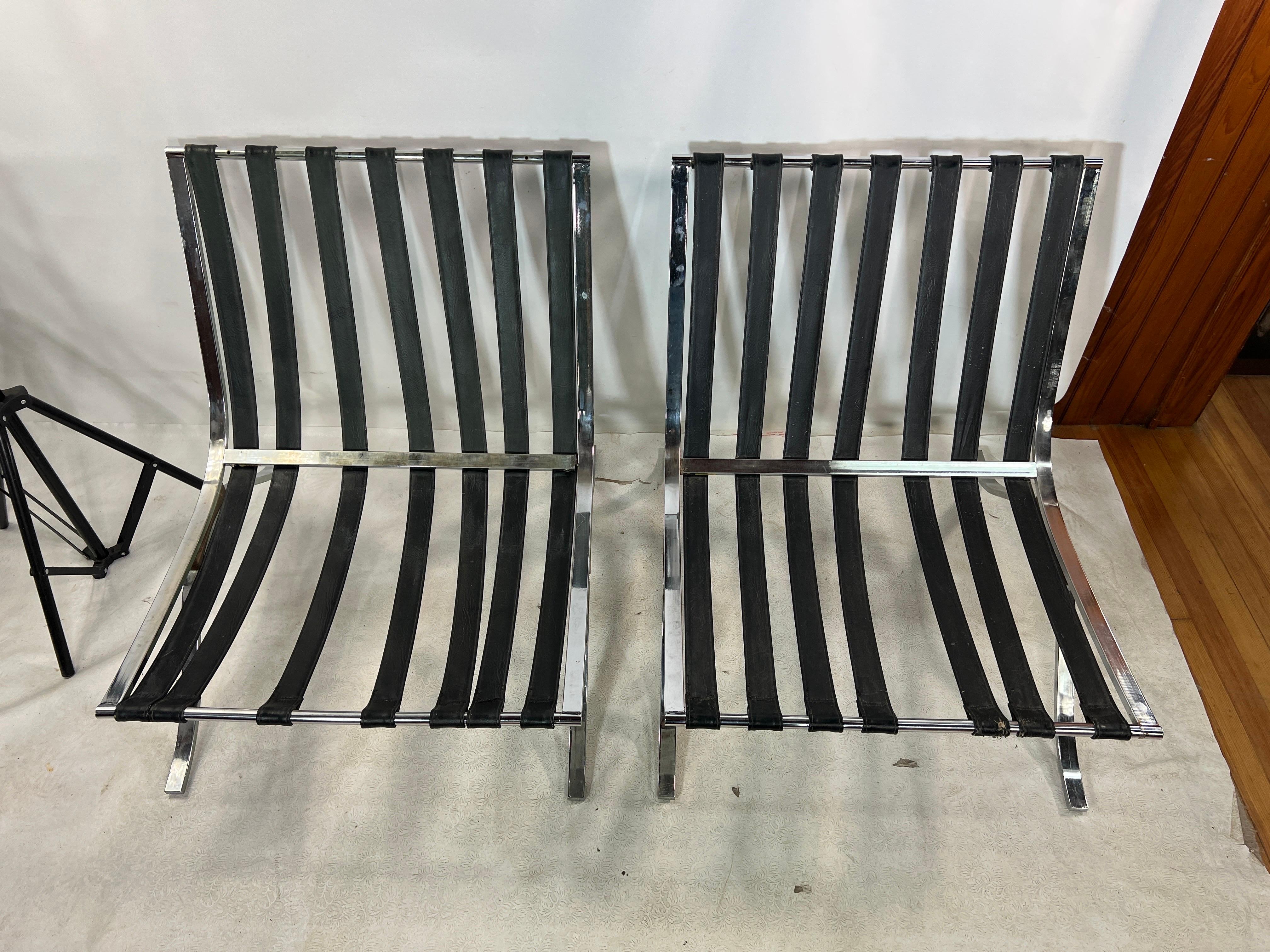Vintage Modern Barcelona Style Lounge Chairs by Selig, a Pair For Sale 1