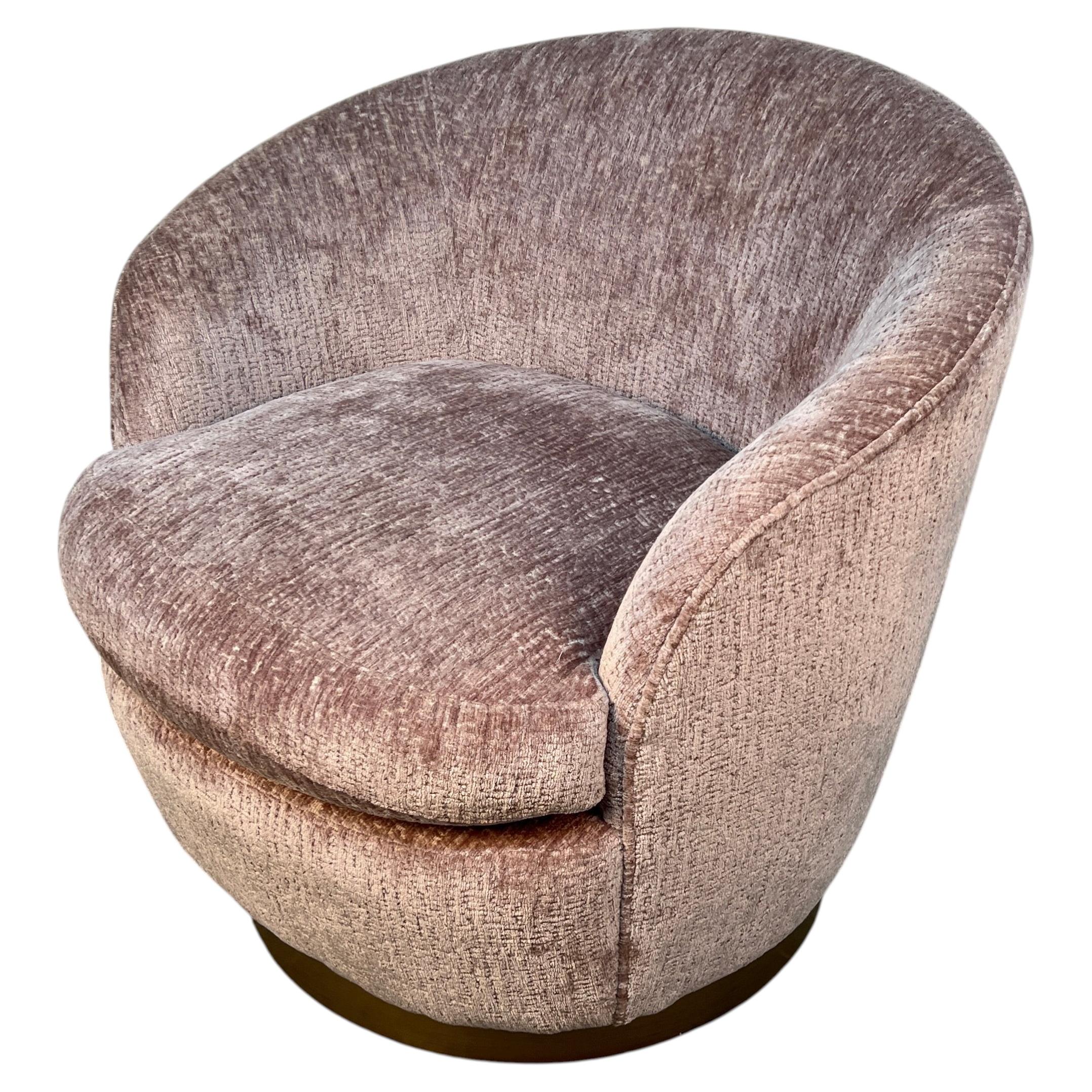 Fauteuil d'appoint pivotant « Vintage Modern Barrel » en velours texturé couleur blush