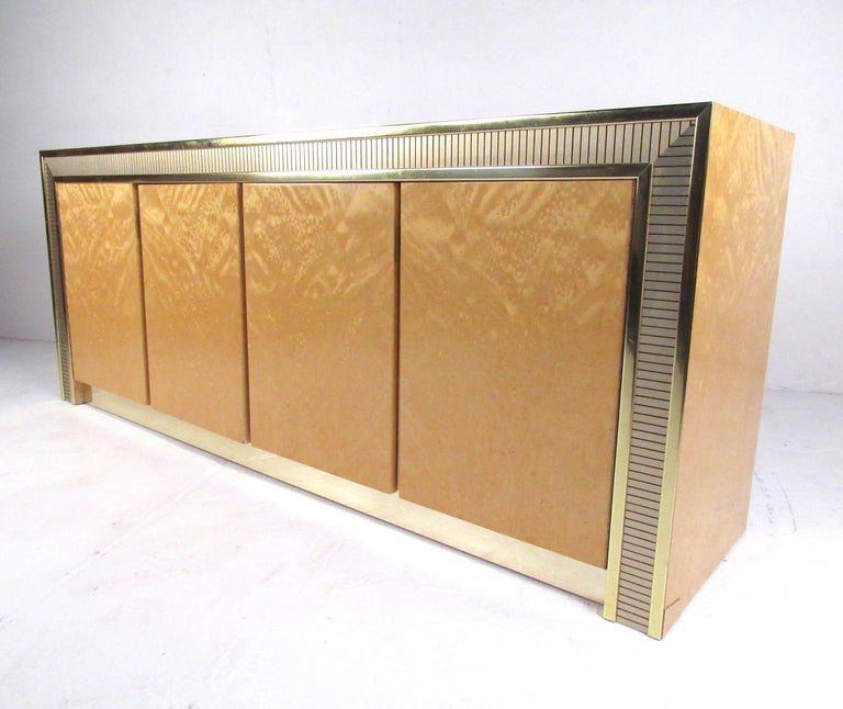 Vintage Modern Bird'sEye Maple Bedroom Set For Sale at 1stDibs