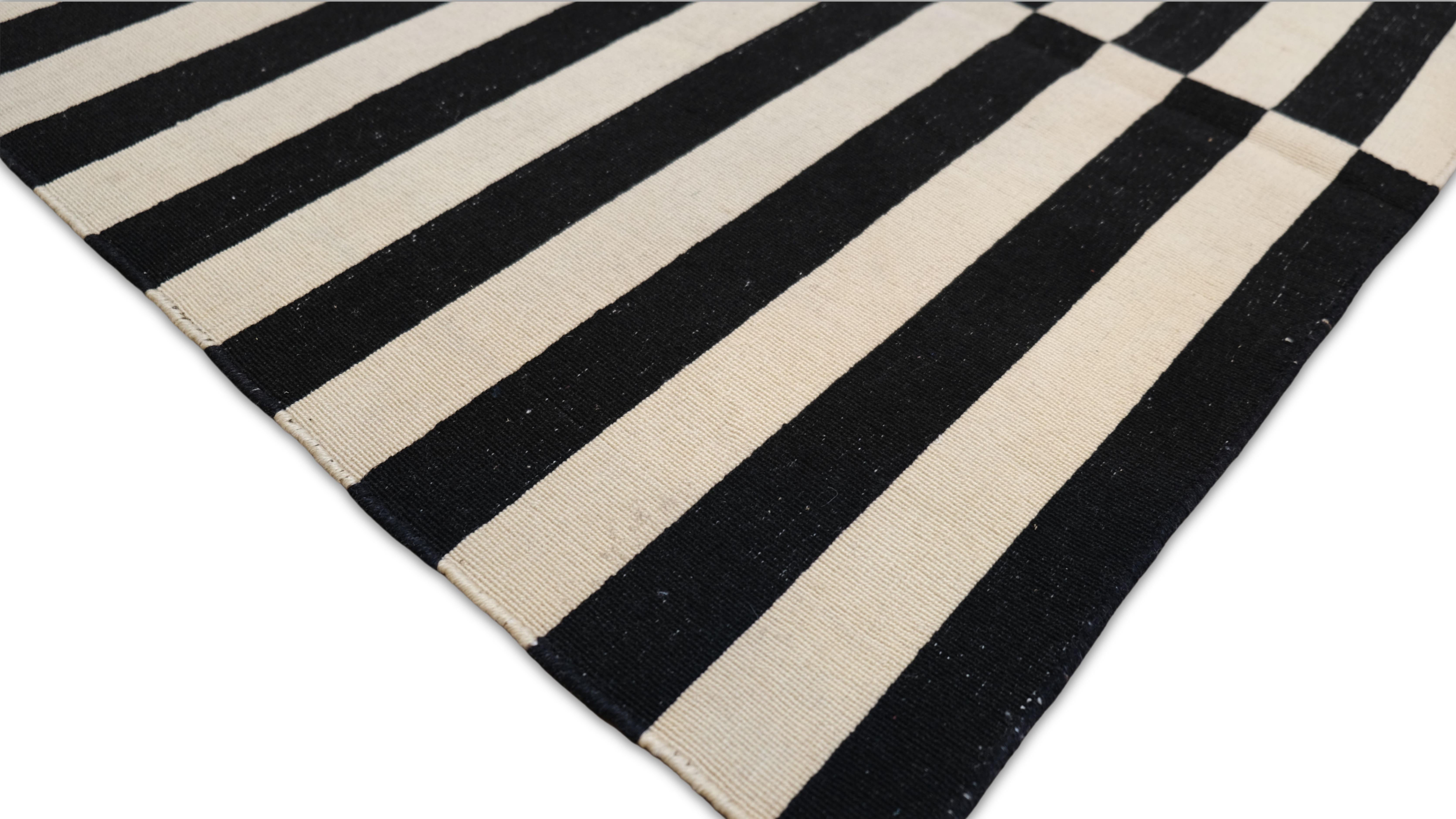 Vintage Modern Black & Beige Striped Wool Kilim 5'5''x7'6'' For Sale 3