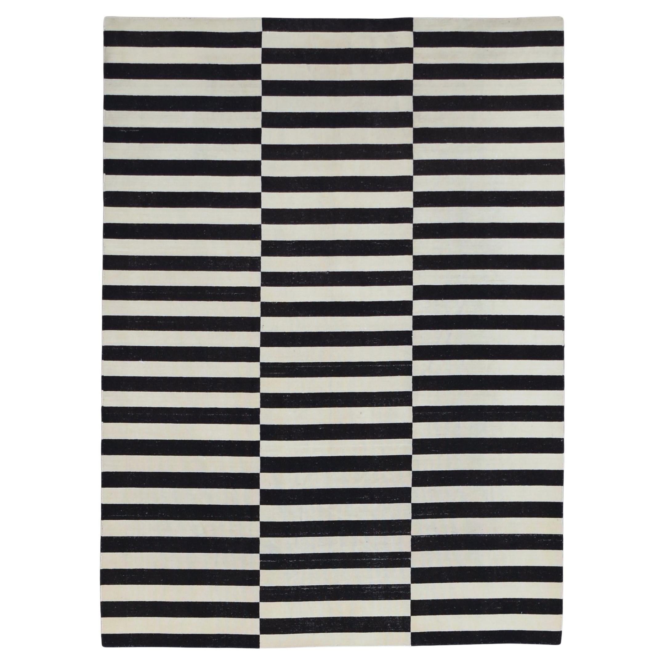 Vintage Modern Black & Beige Striped Wool Kilim 5'5''x7'6'' For Sale