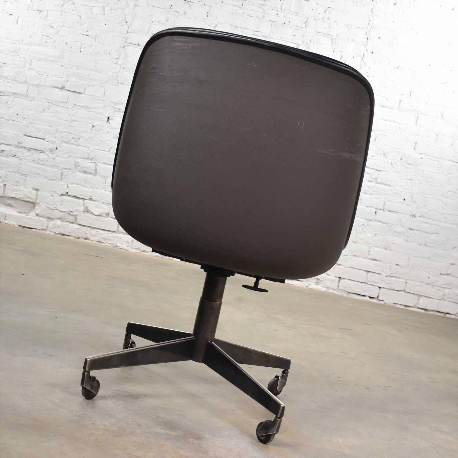Metal Vintage Modern Black Vinyl Faux Leather Steelcase 451 Office Chair Style Pollock