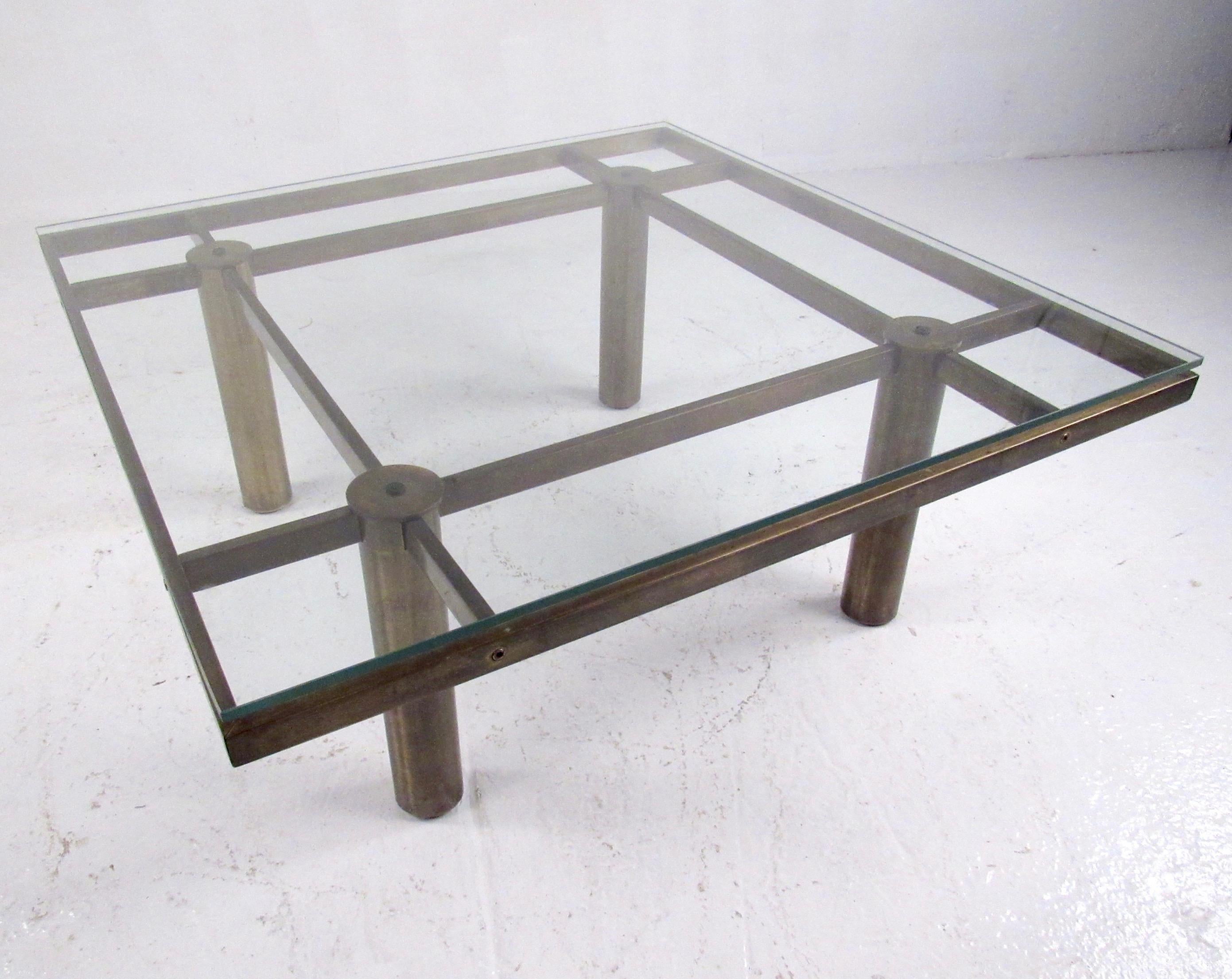 Vintage Modern Brass Coffee Table in the Style of Afra & Tobia Scarpa In Good Condition In Brooklyn, NY