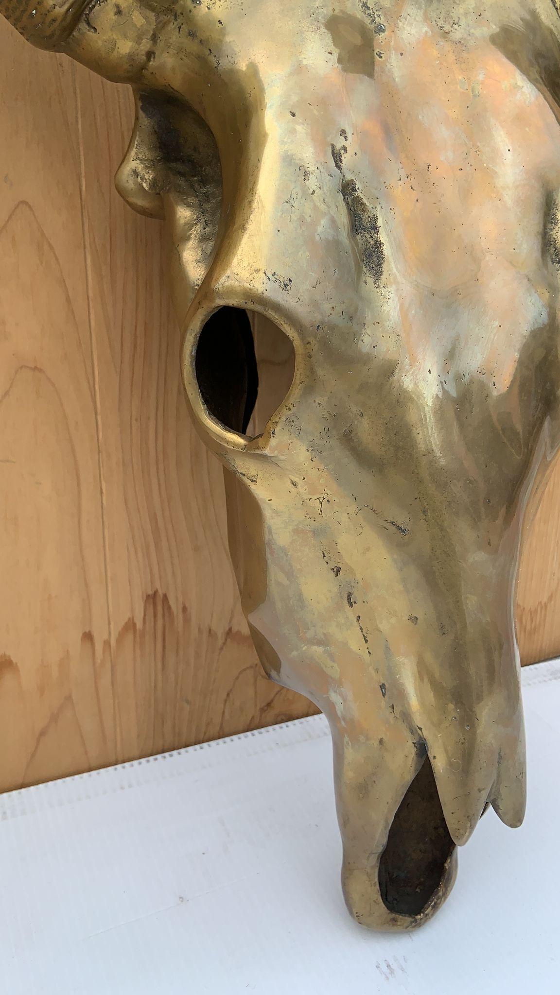 Fait main Vintage Modern Brass Cow Skull Wall Mounted Sculpture en vente
