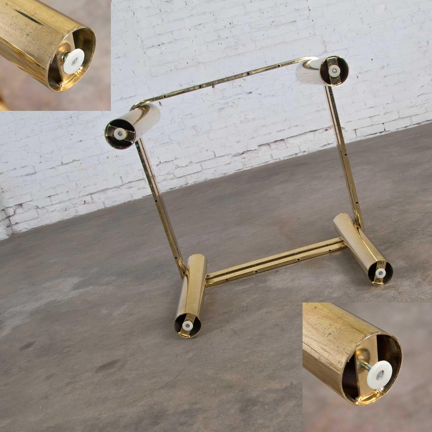 Vintage Modern Brass & Glass Side End Table w/ Glass Top Style Pace or Springer For Sale 4