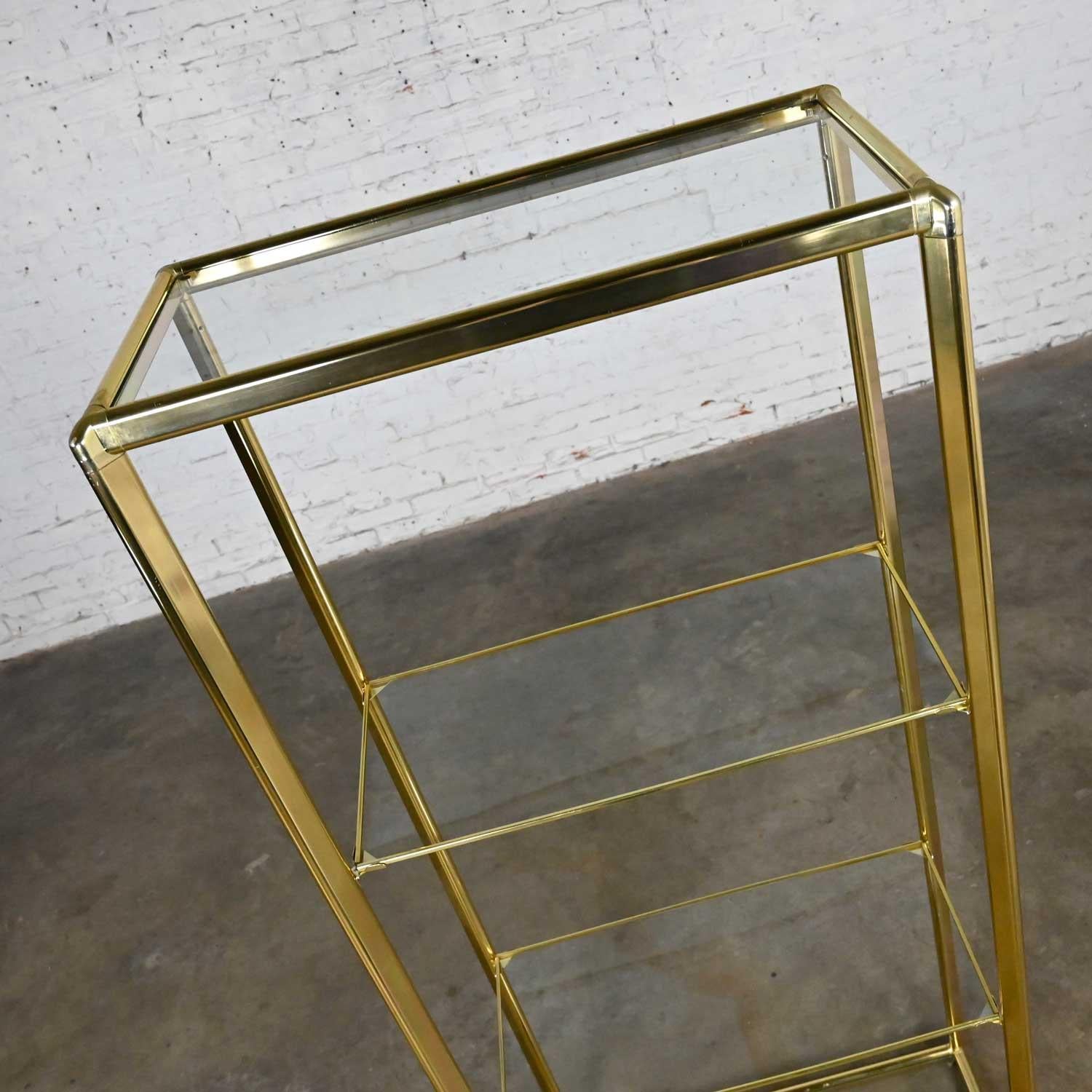 Vintage Modern Brass Plate & Glass Etagere Style DIA Design Institute of America For Sale 3