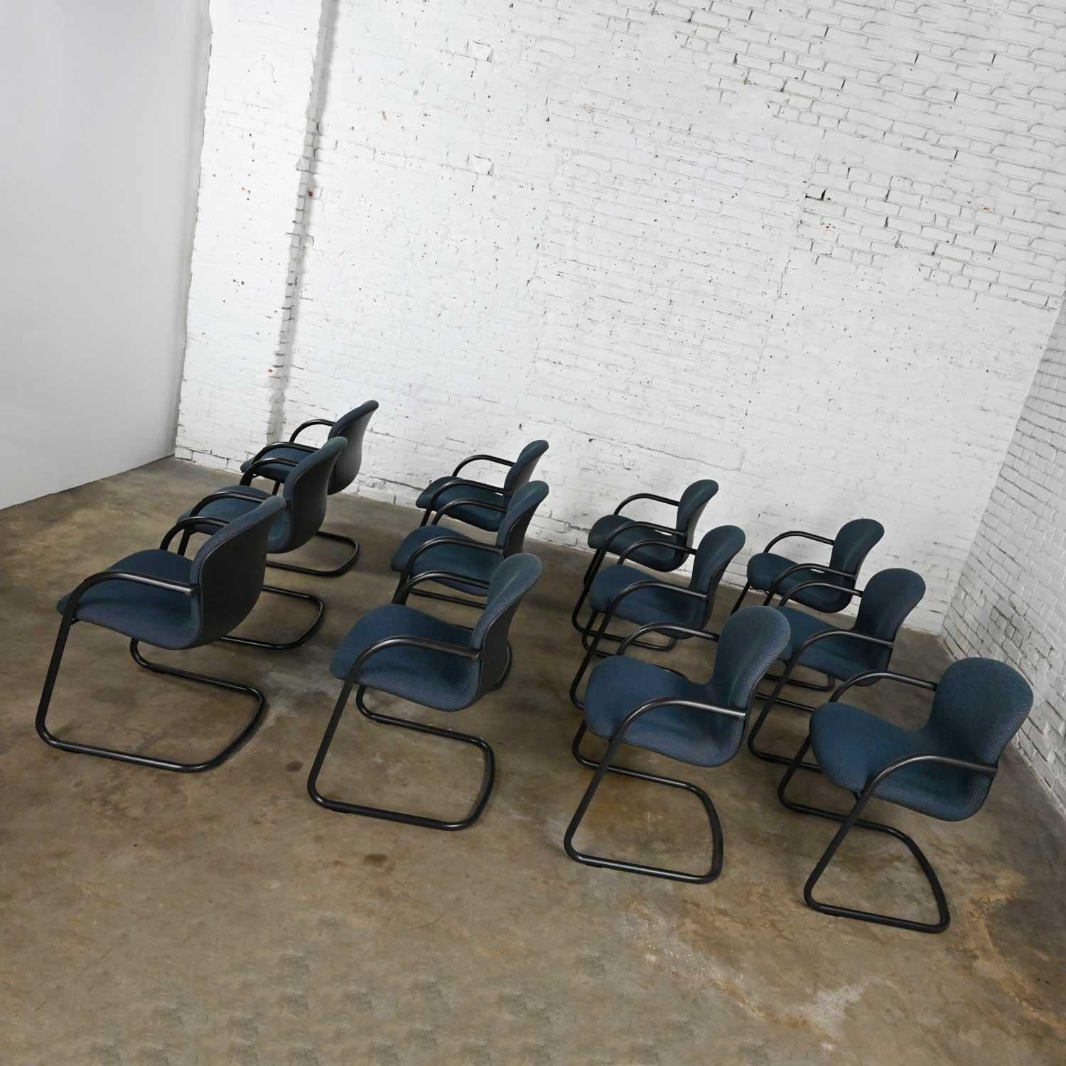 Steel Vintage Modern Bulldog Armed Side Chairs by McCoy & Fahnstrom for Knoll Set 12 For Sale