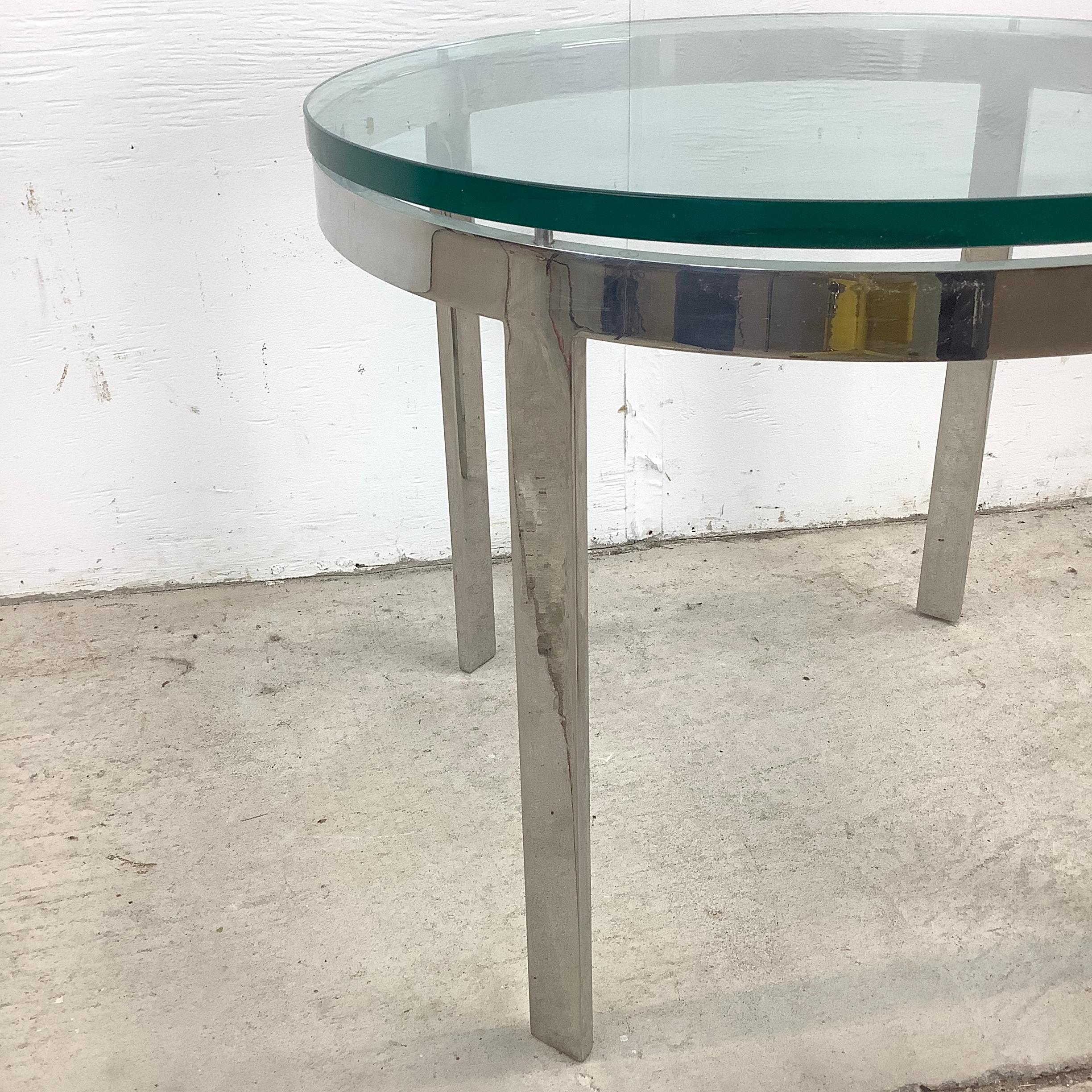 Table d'appoint vintage moderne en chrome et verre Attr. Nicos Zographos en vente 7