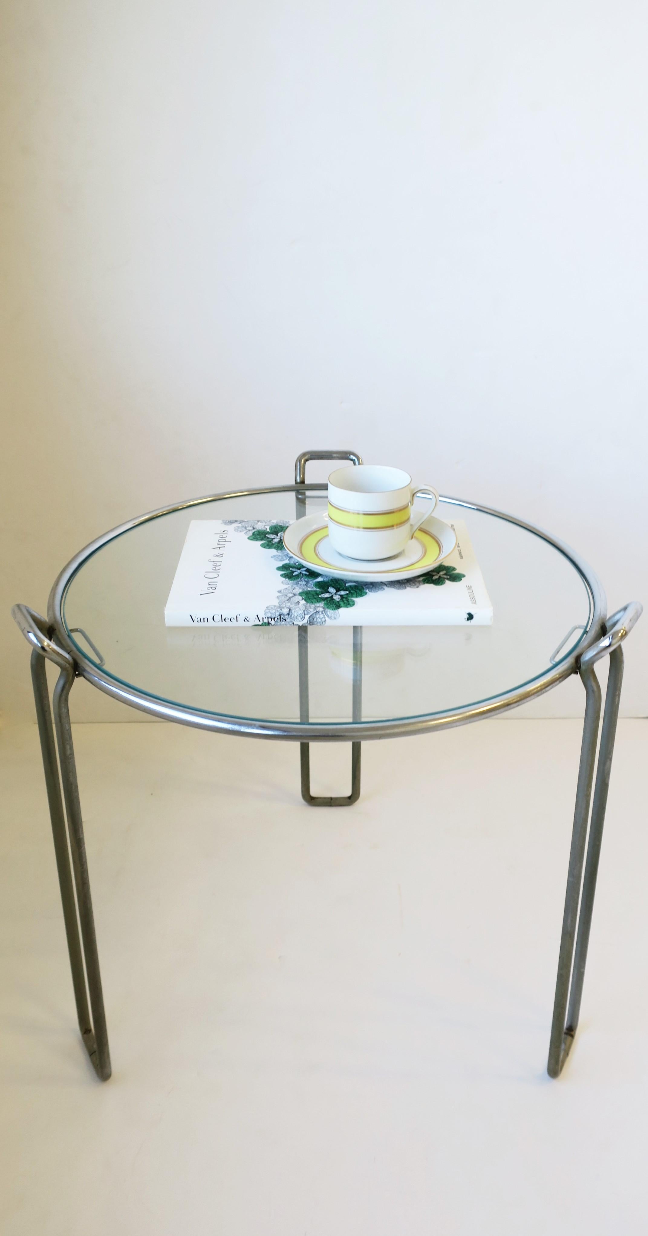 Vintage Modern Chrome and Glass Side or Drinks Table, circa 1960s 3