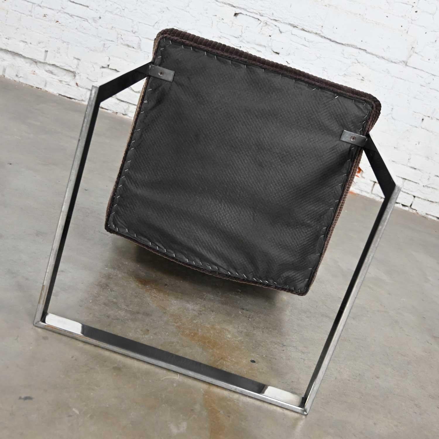 Vintage Modern Chrome & Brown Chenille Cantilever Chair in Style Brno by Knoll For Sale 4