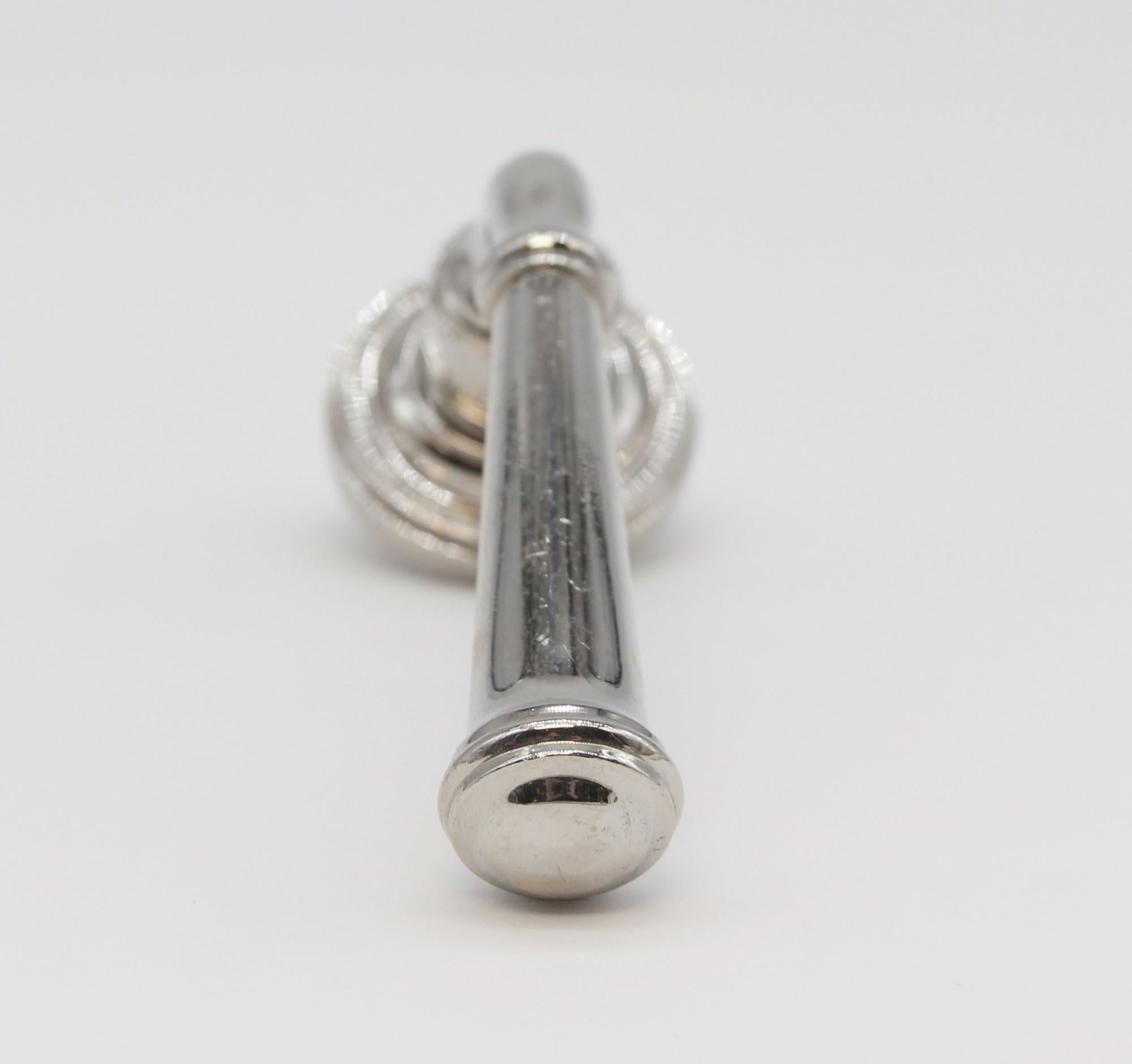 Ensemble de boutons de porte à levier fixe en laiton chromé Qté. Disponible sur Bon état - En vente à New York, NY