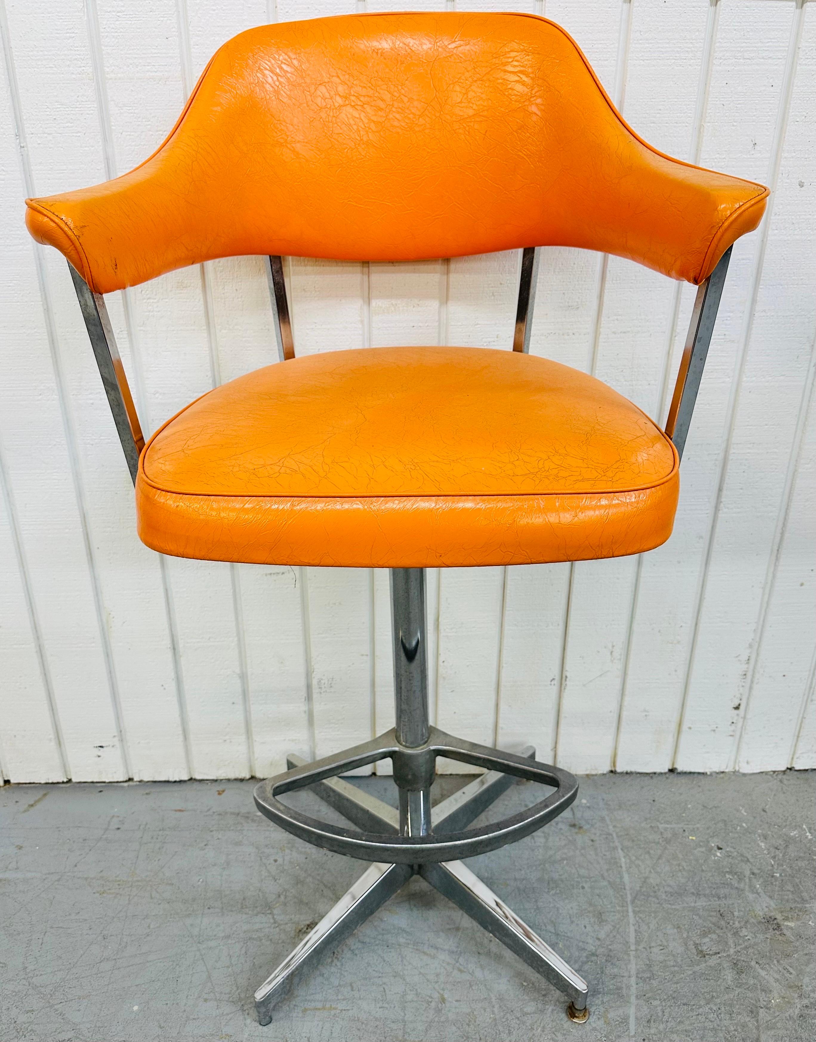 Vintage Modern Chrome Swivel Bar Stools - Set of 4 In Good Condition In Clarksboro, NJ