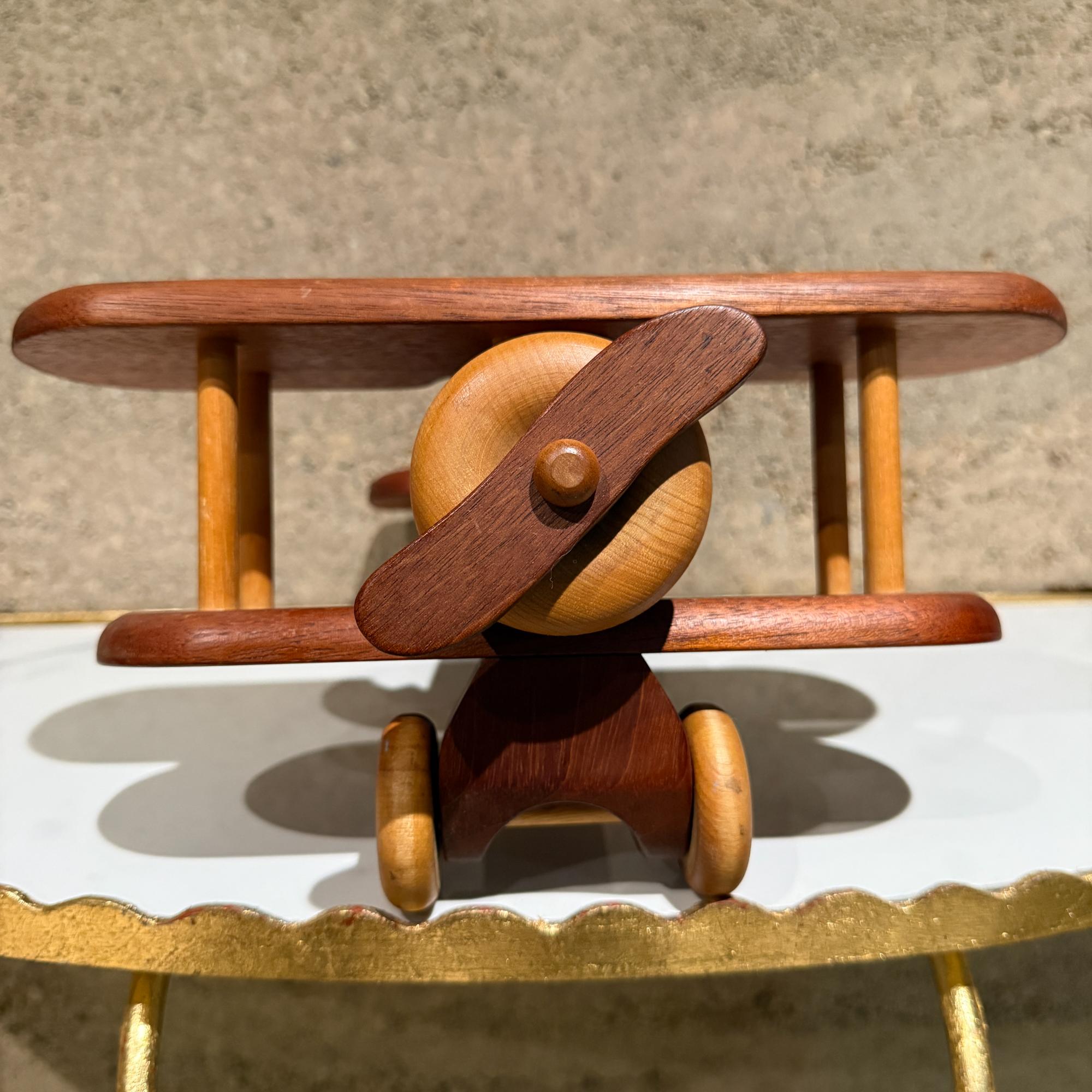 Bois Vintage Modern CUSTOM MADE Wood Propeller Plane The Toy Maker en vente