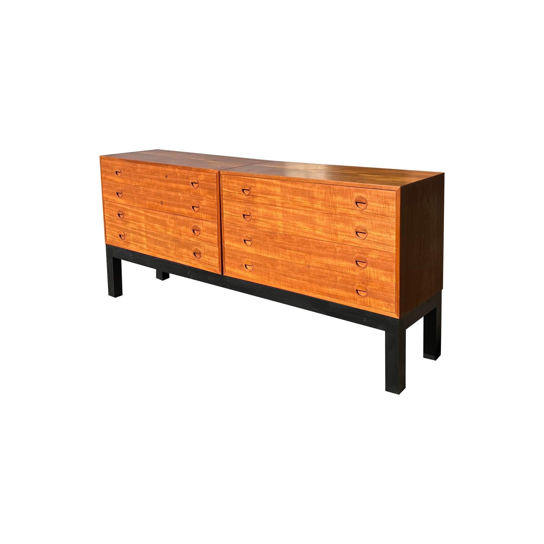 Danese Comò danese moderno d'epoca su misura con panca in stile Hans Wegner Herman Miller in vendita