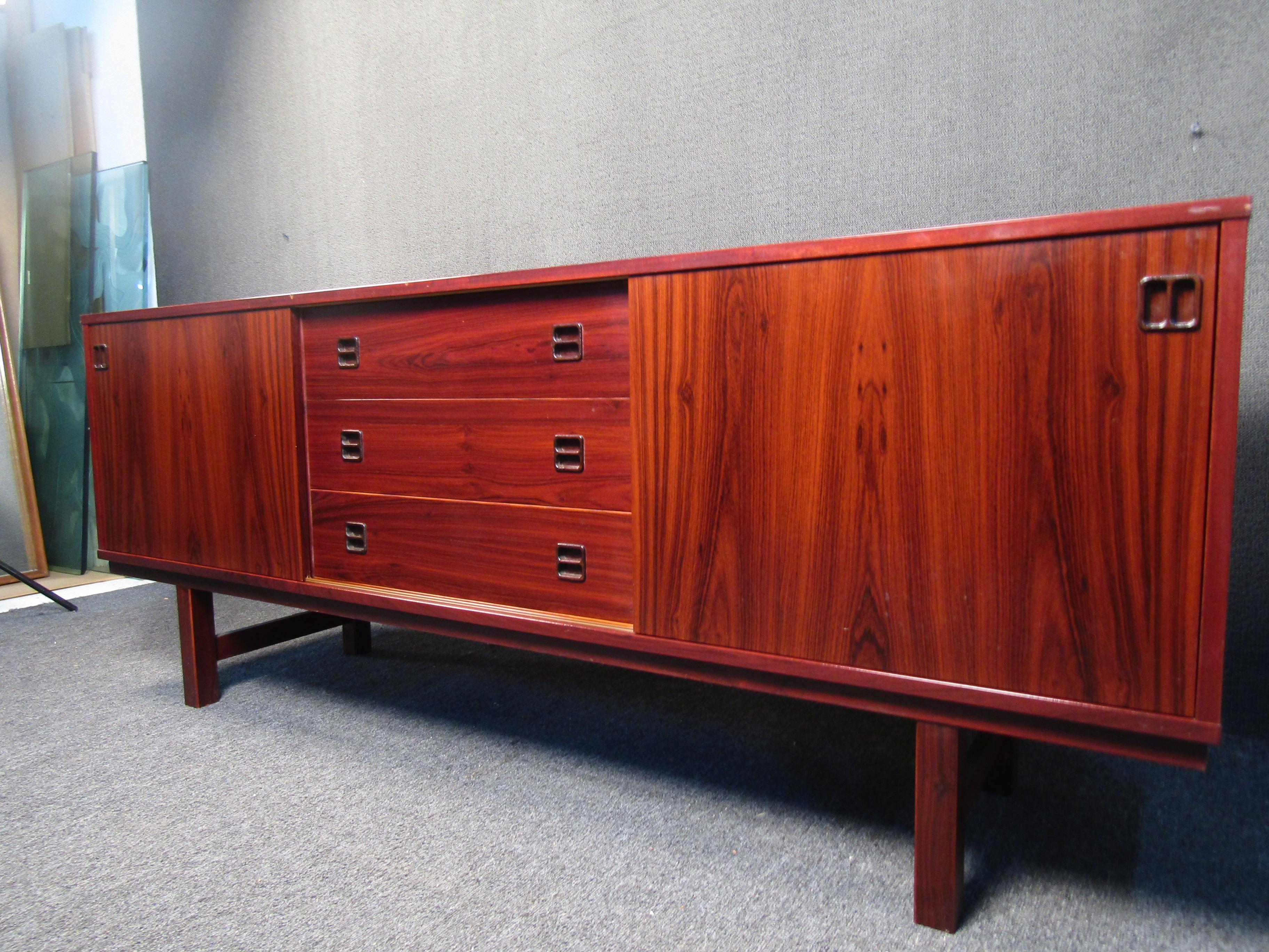 Late 20th Century Vintage Modern Danish Rosewood Credenza For Sale