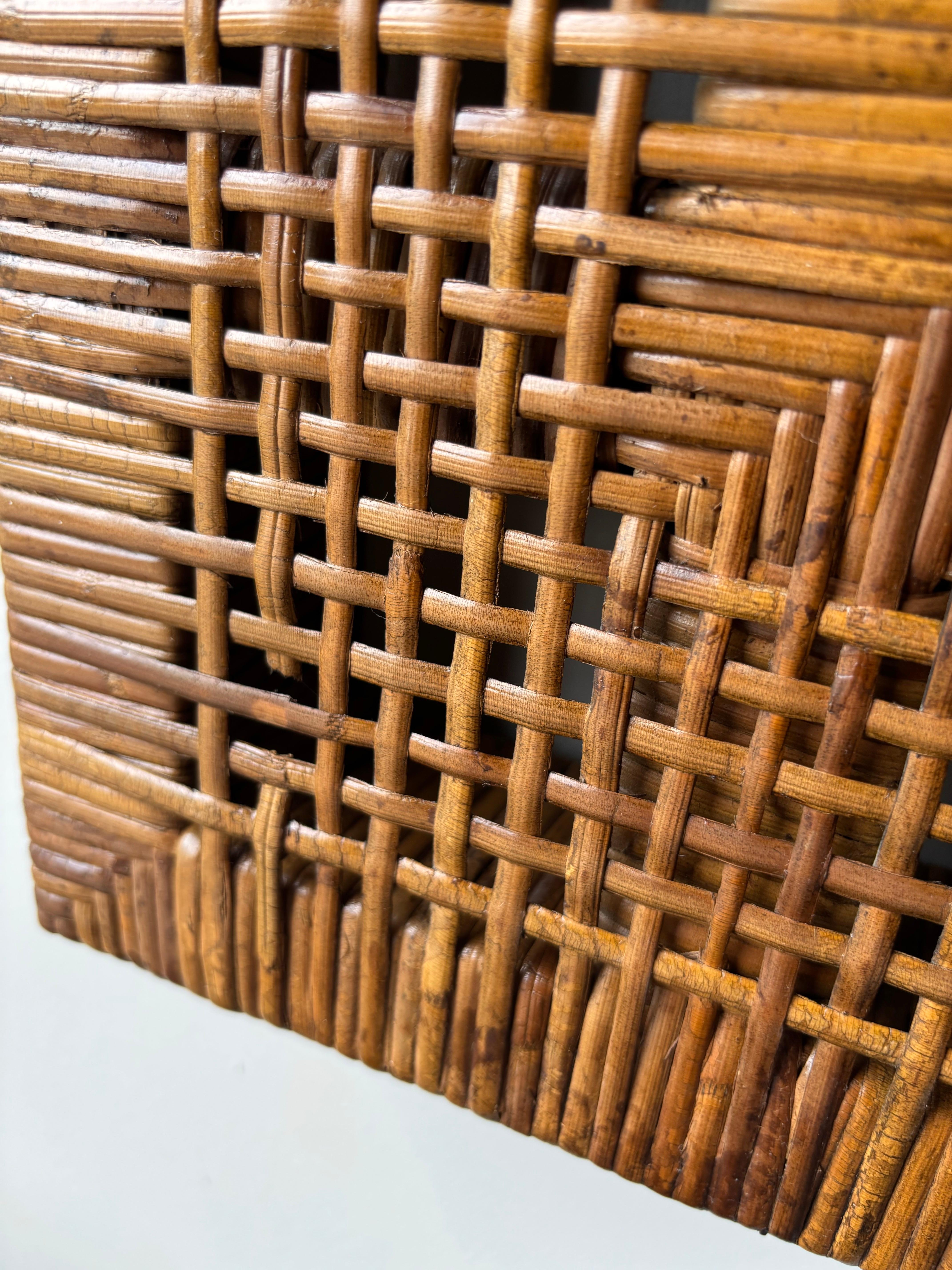 Vintage Modern Danny Ho Fong Rattan-Spiegel, 48